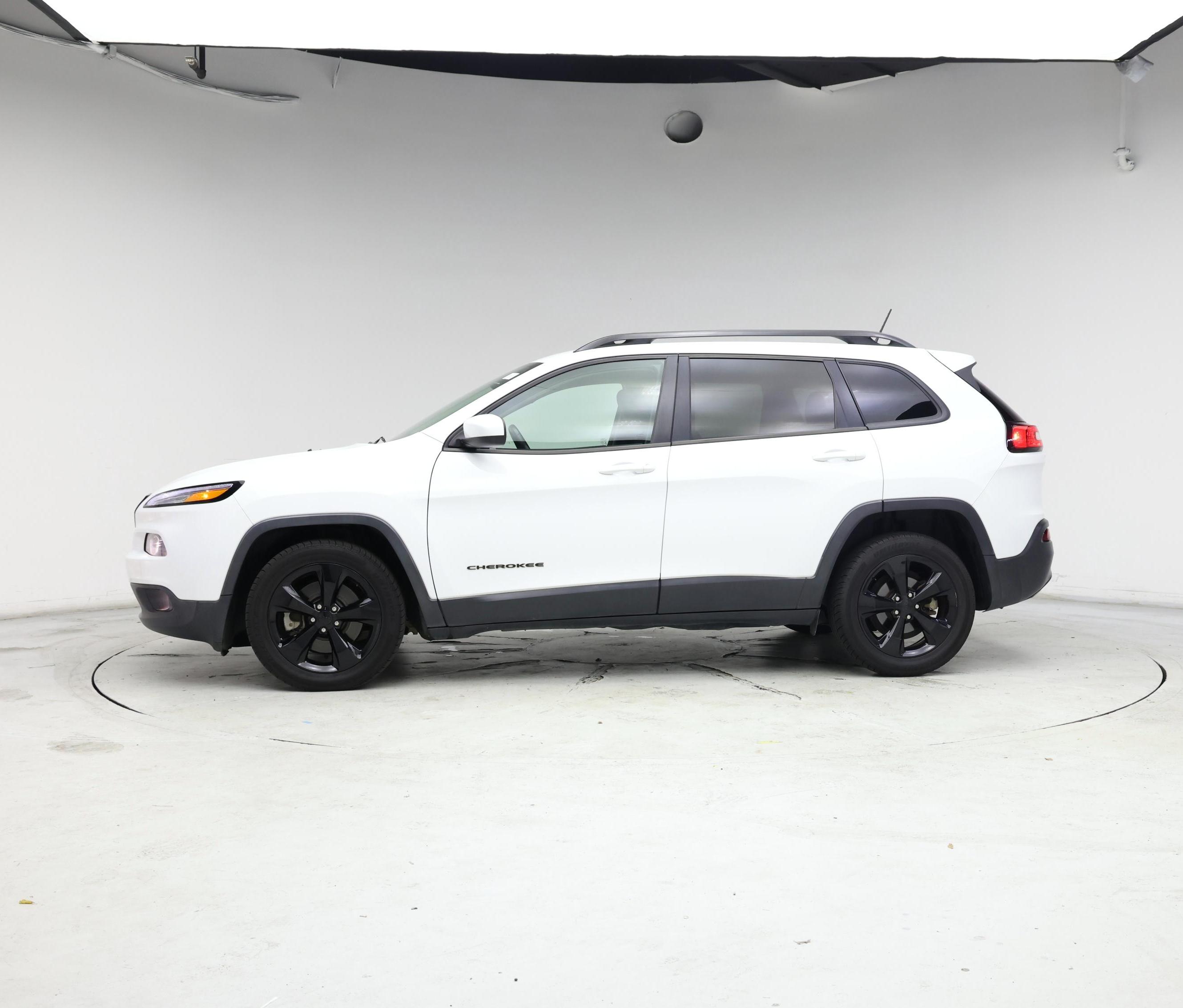 Thumbnail: 2015 Jeep Cherokee - 3
