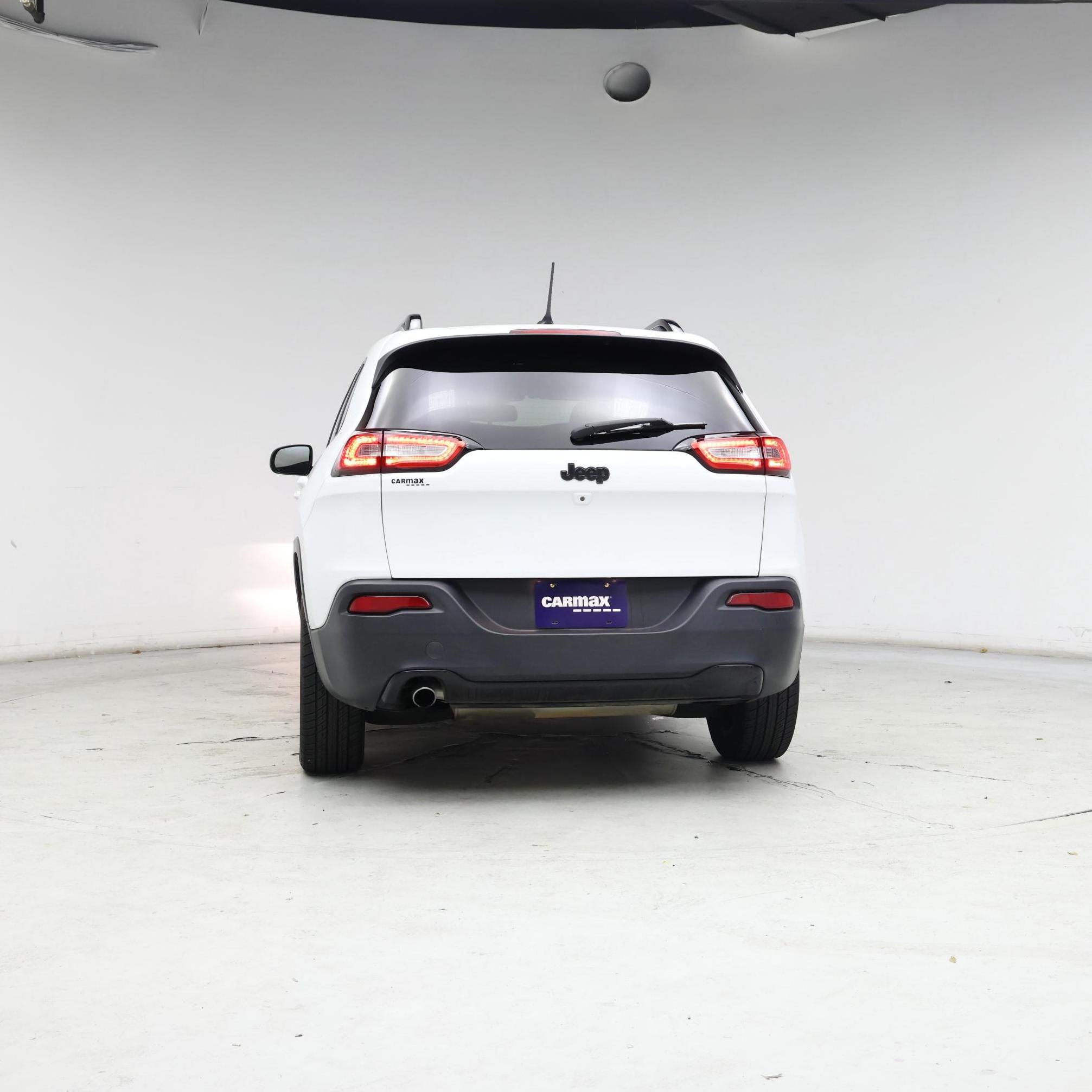 Thumbnail: 2015 Jeep Cherokee - 6