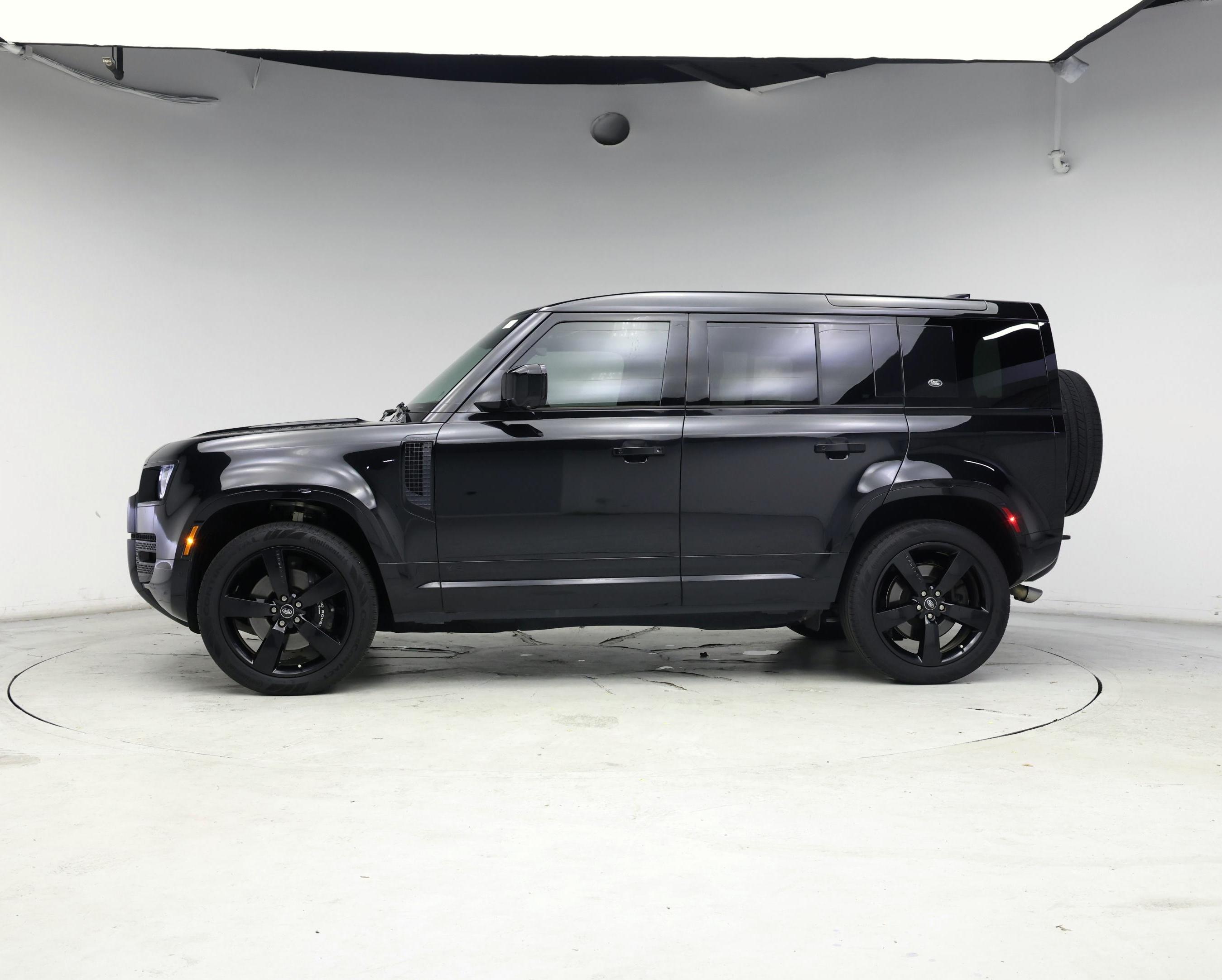 Thumbnail: 2024 Land Rover Defender - 3