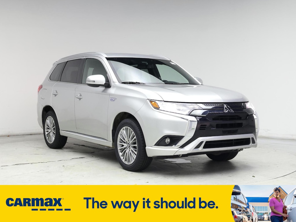 2022 Mitsubishi Outlander PHEV SEL