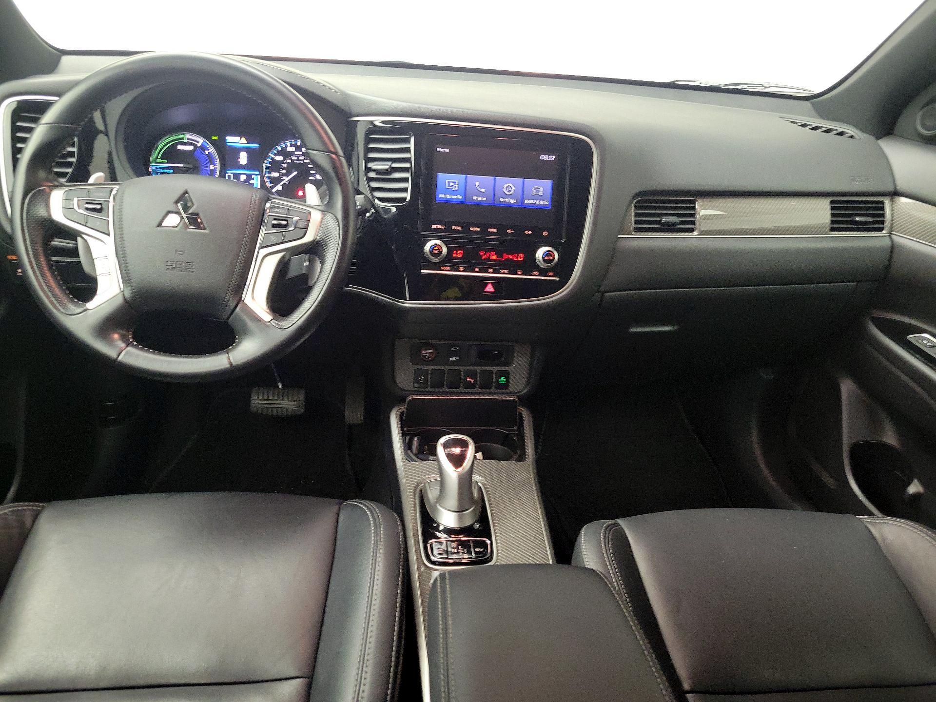 Thumbnail: 2022 Mitsubishi Outlander - 9