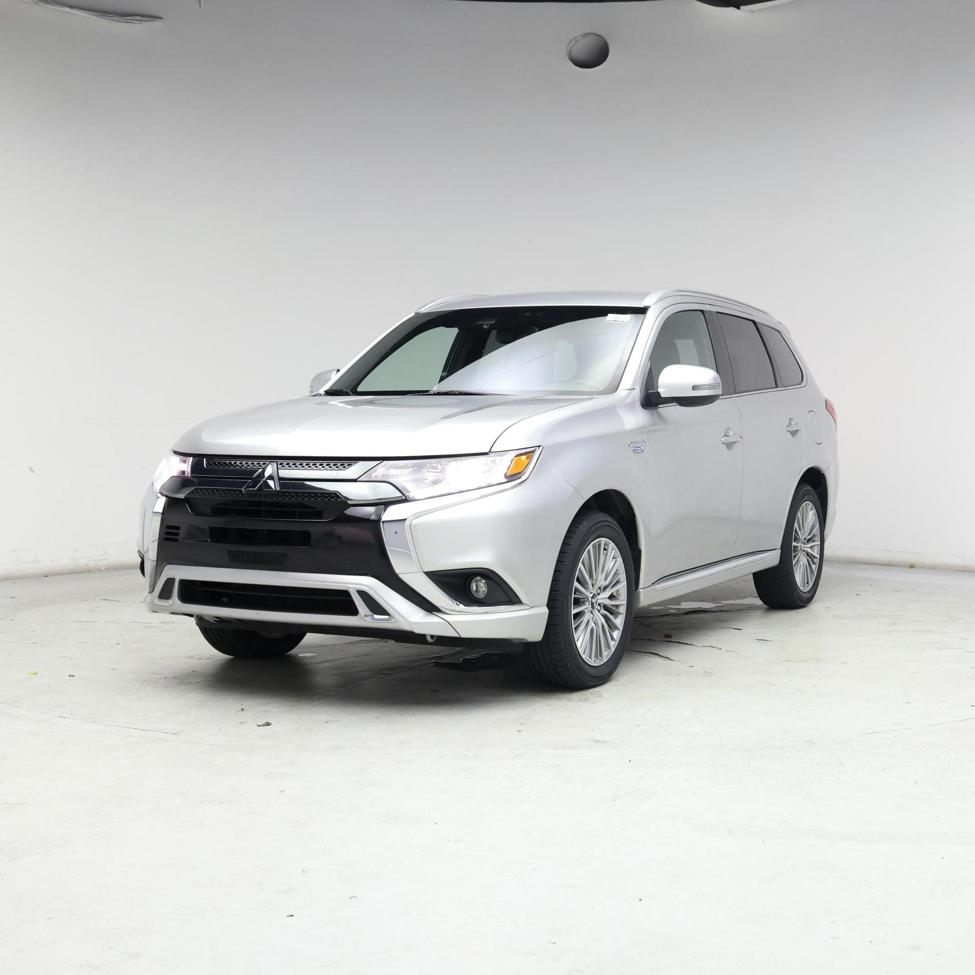 Thumbnail: 2022 Mitsubishi Outlander - 4