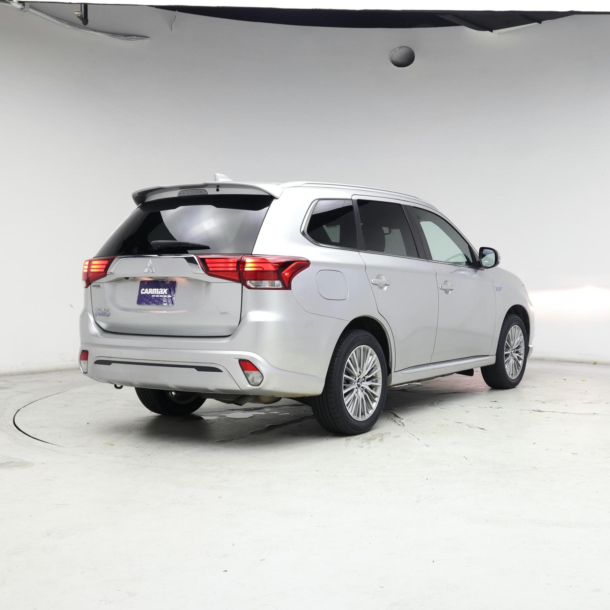 Thumbnail: 2022 Mitsubishi Outlander - 8