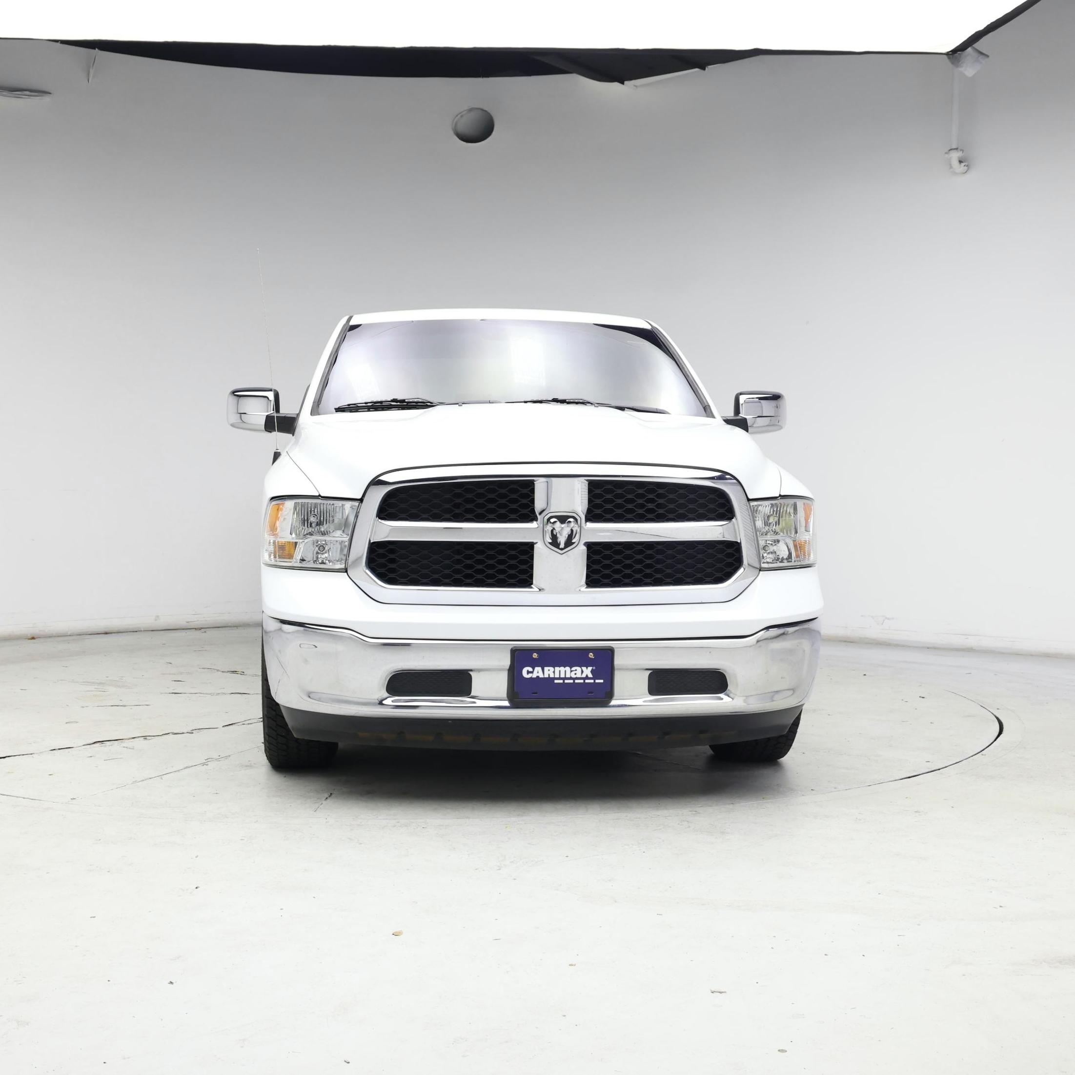 Thumbnail: 2020 RAM 1500 Classic - 5