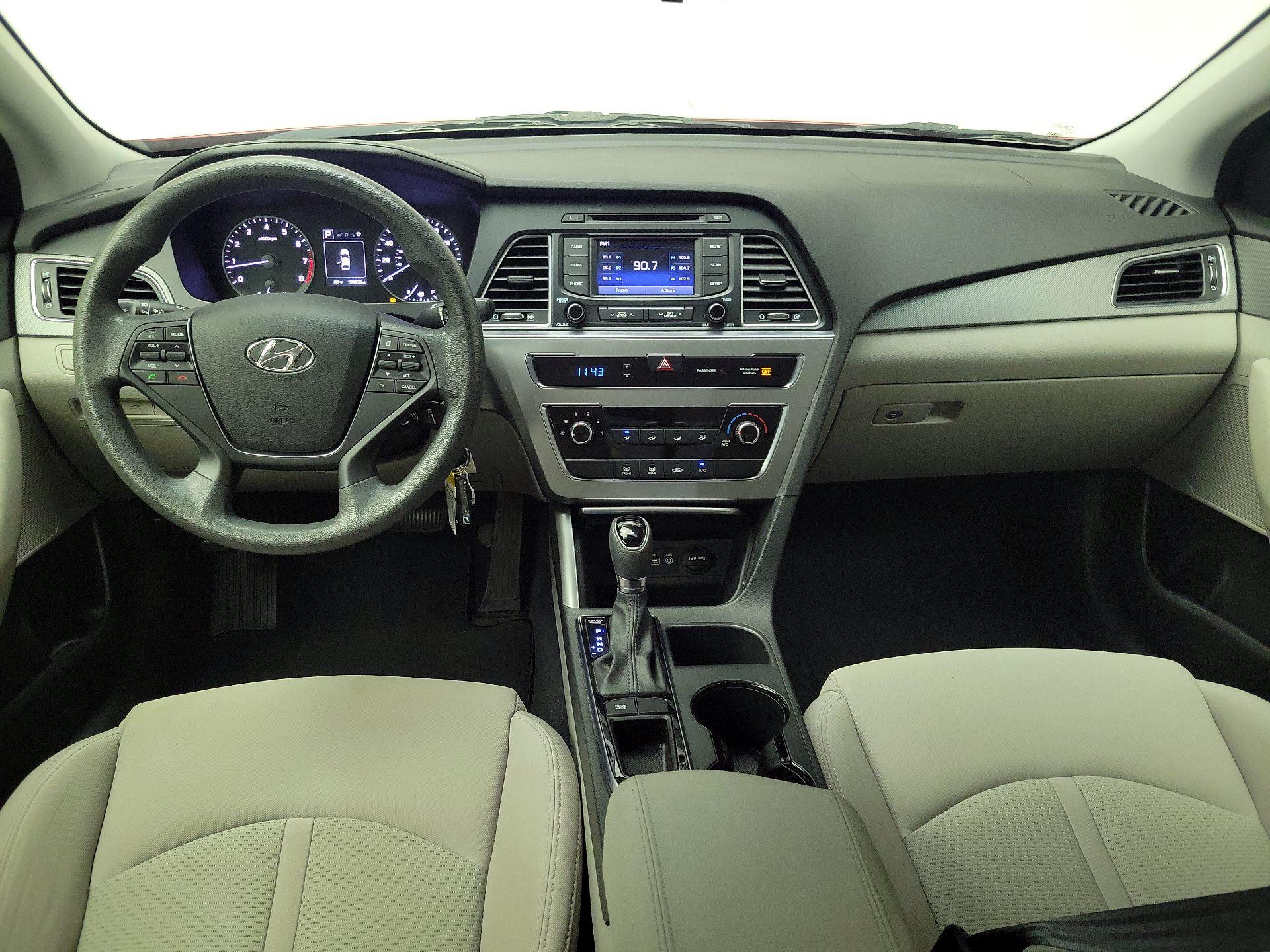 Thumbnail: 2015 Hyundai Sonata - 9