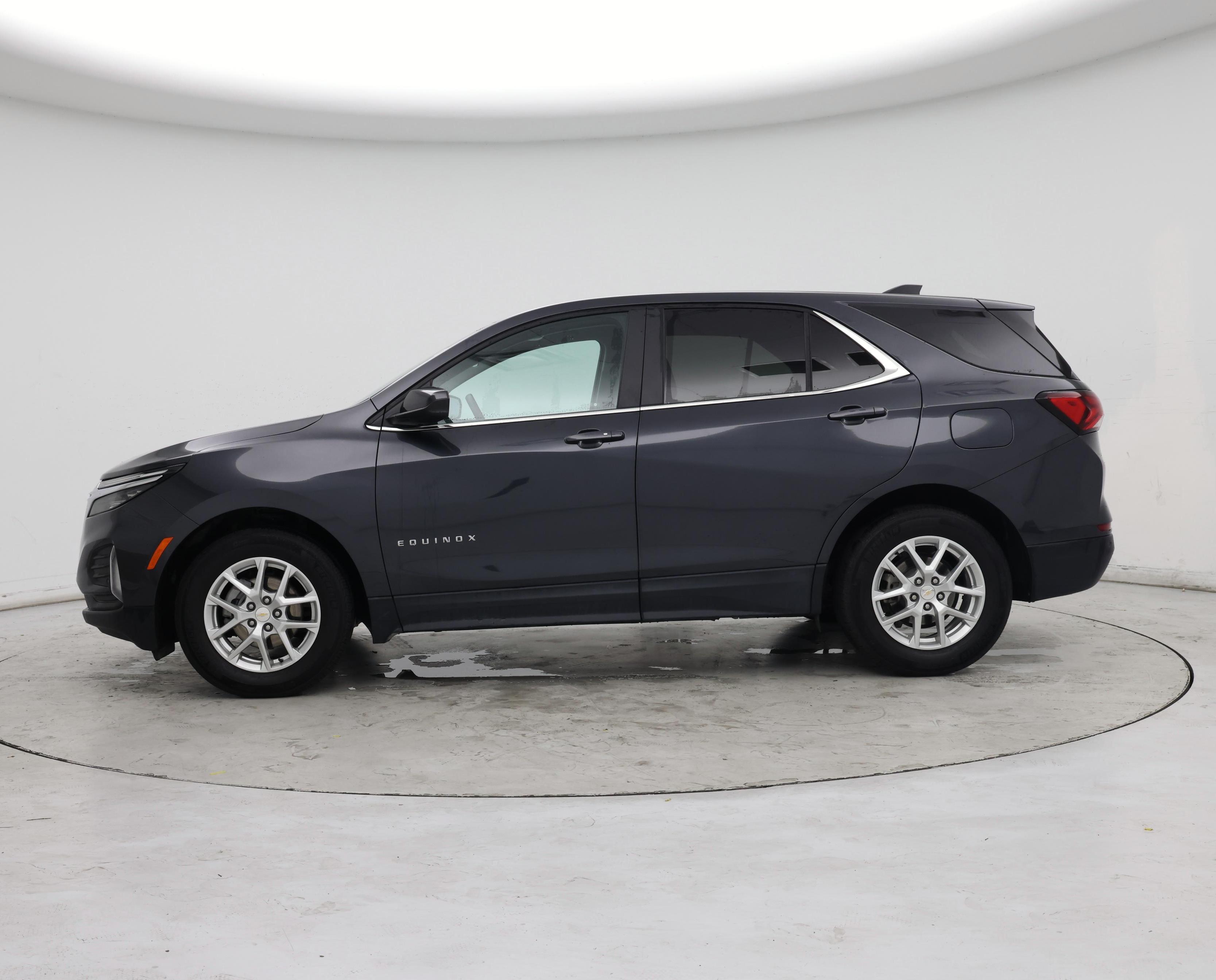 Thumbnail: 2023 Chevrolet Equinox - 3