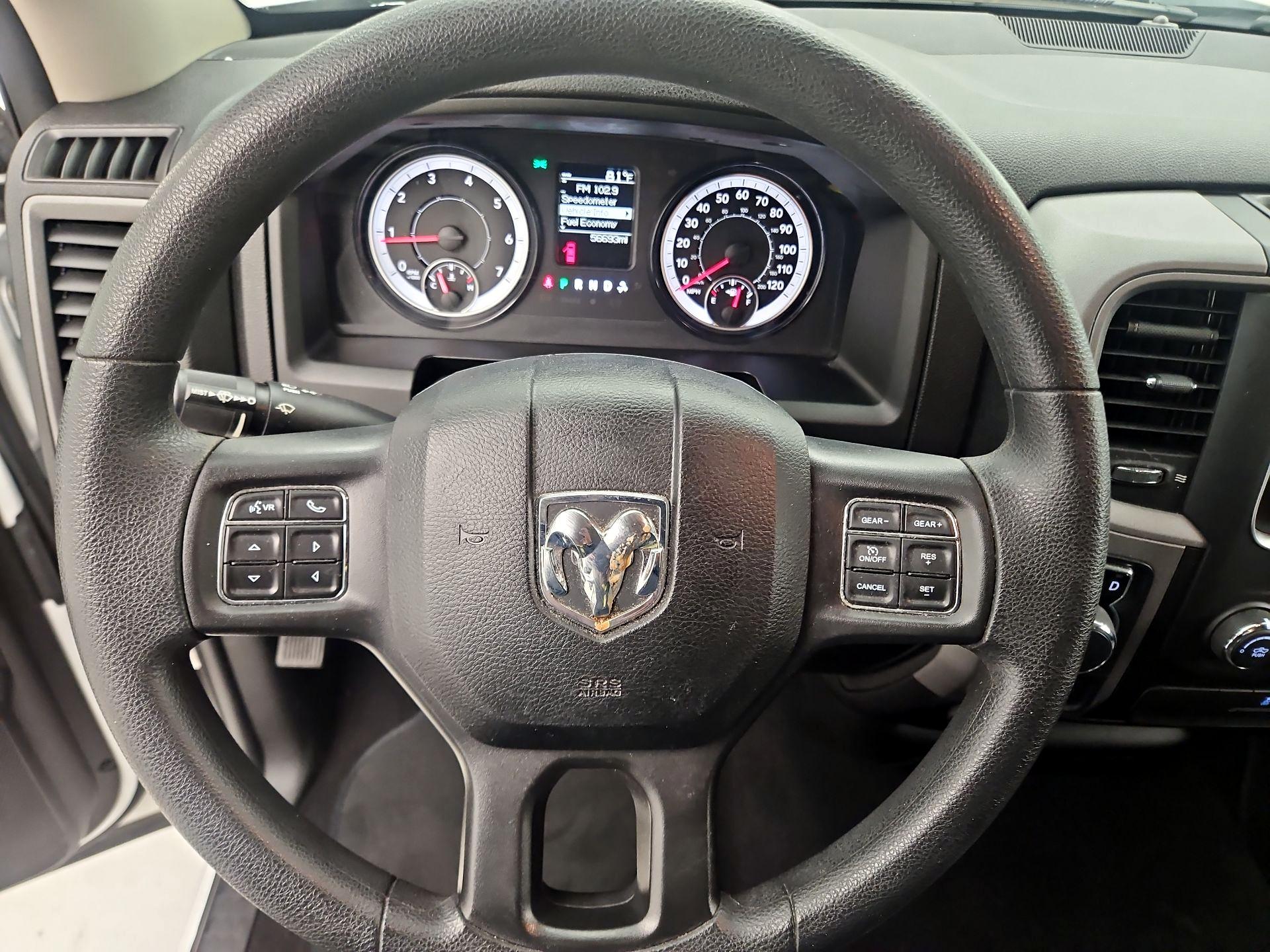 Thumbnail: 2021 RAM 1500 Classic - 10
