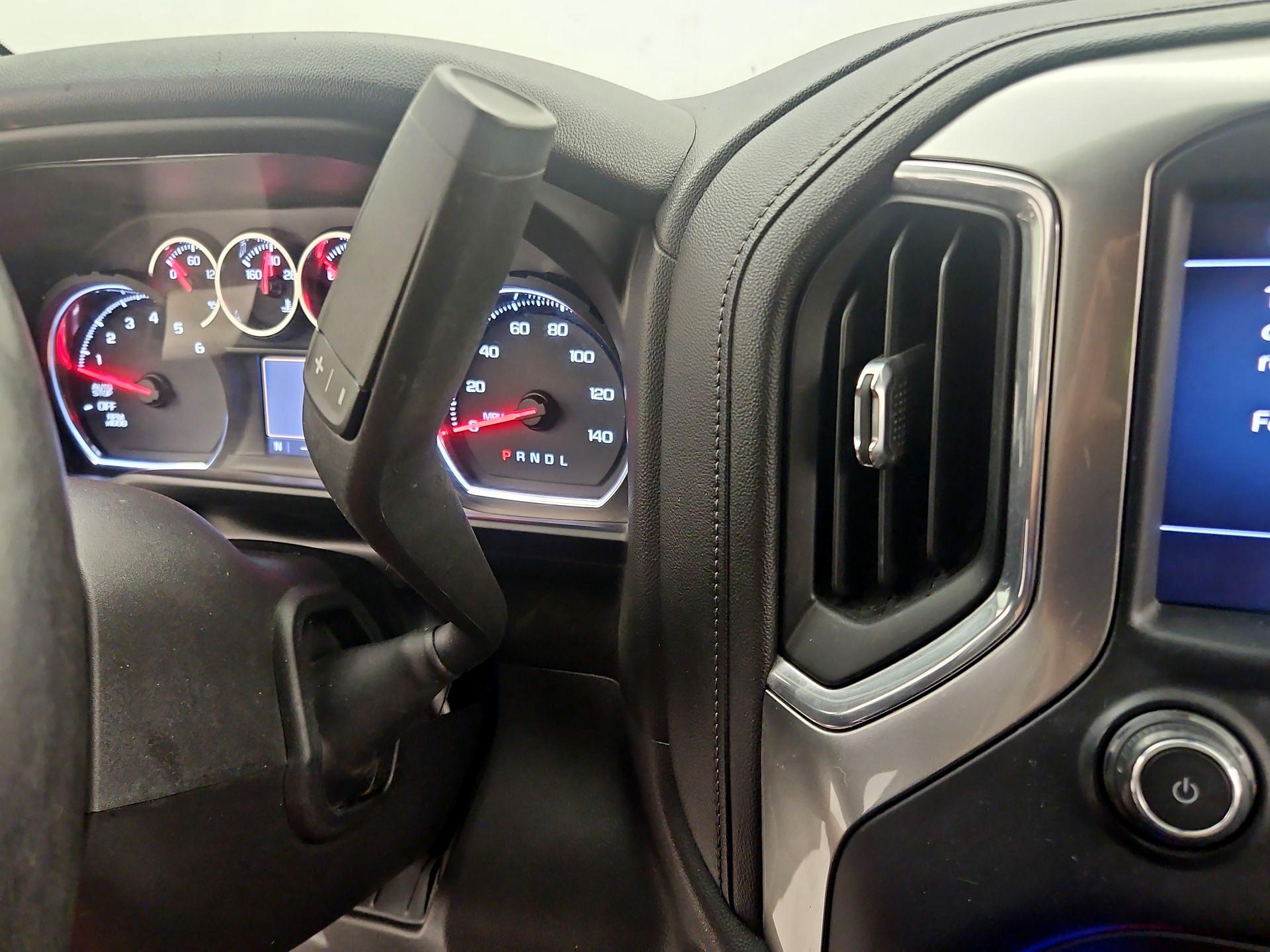 Thumbnail: 2020 Chevrolet Silverado 1500 - 17