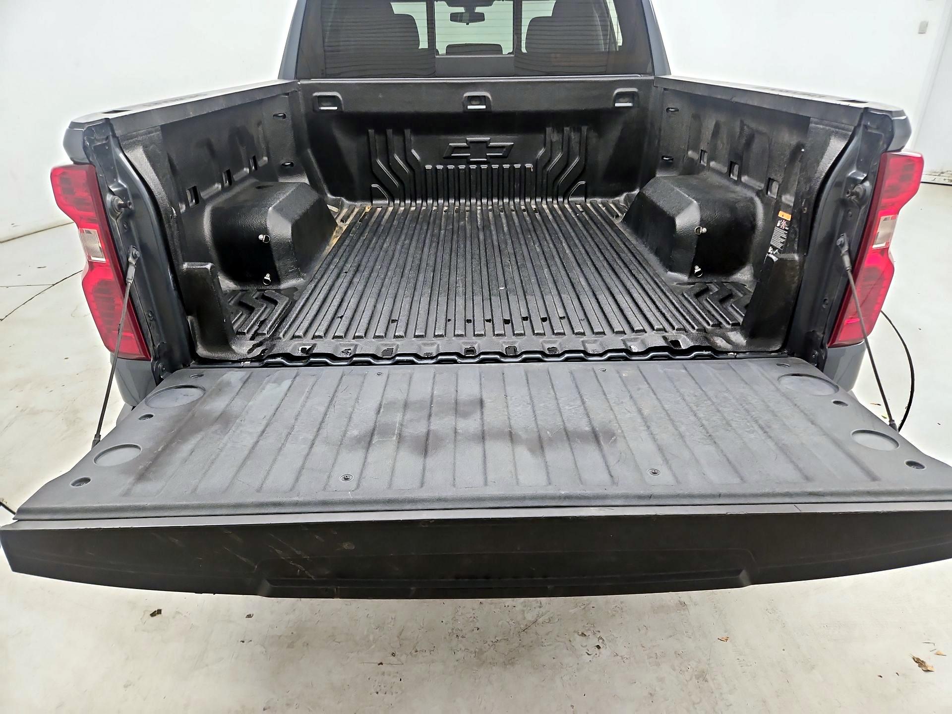 Thumbnail: 2020 Chevrolet Silverado 1500 - 20