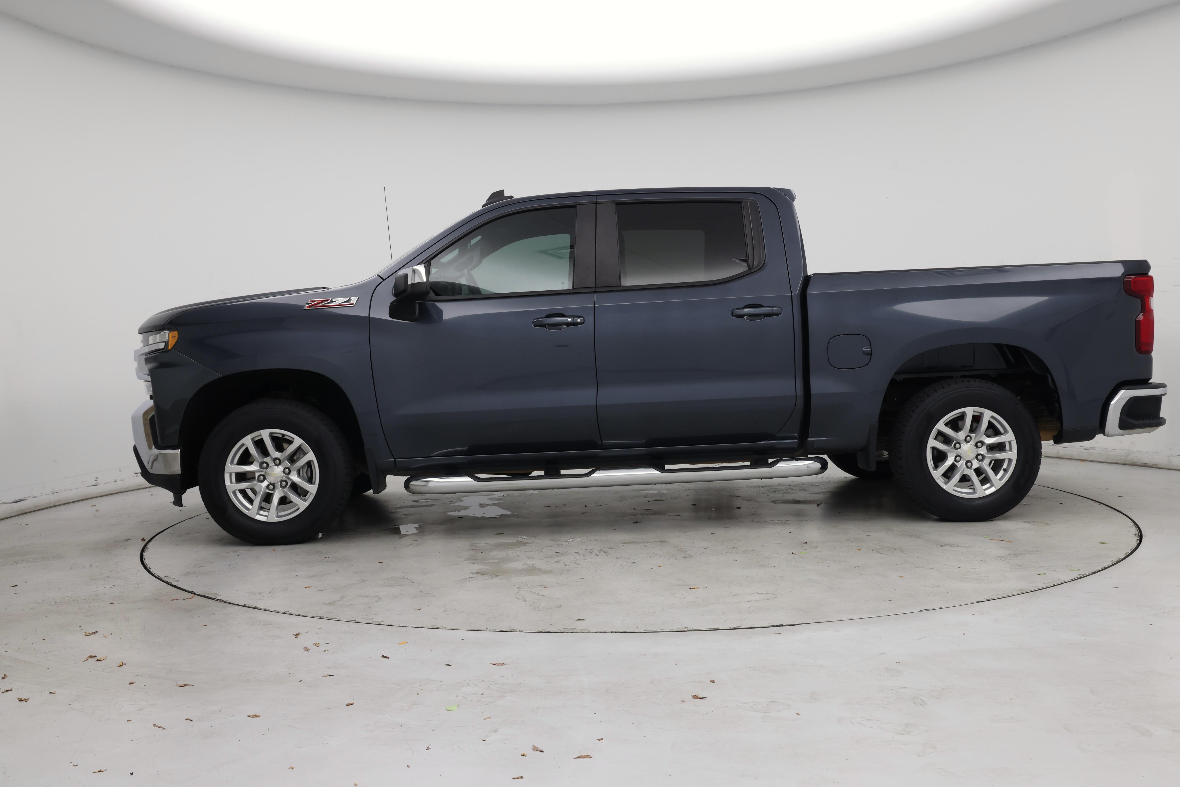 Thumbnail: 2020 Chevrolet Silverado 1500 - 3