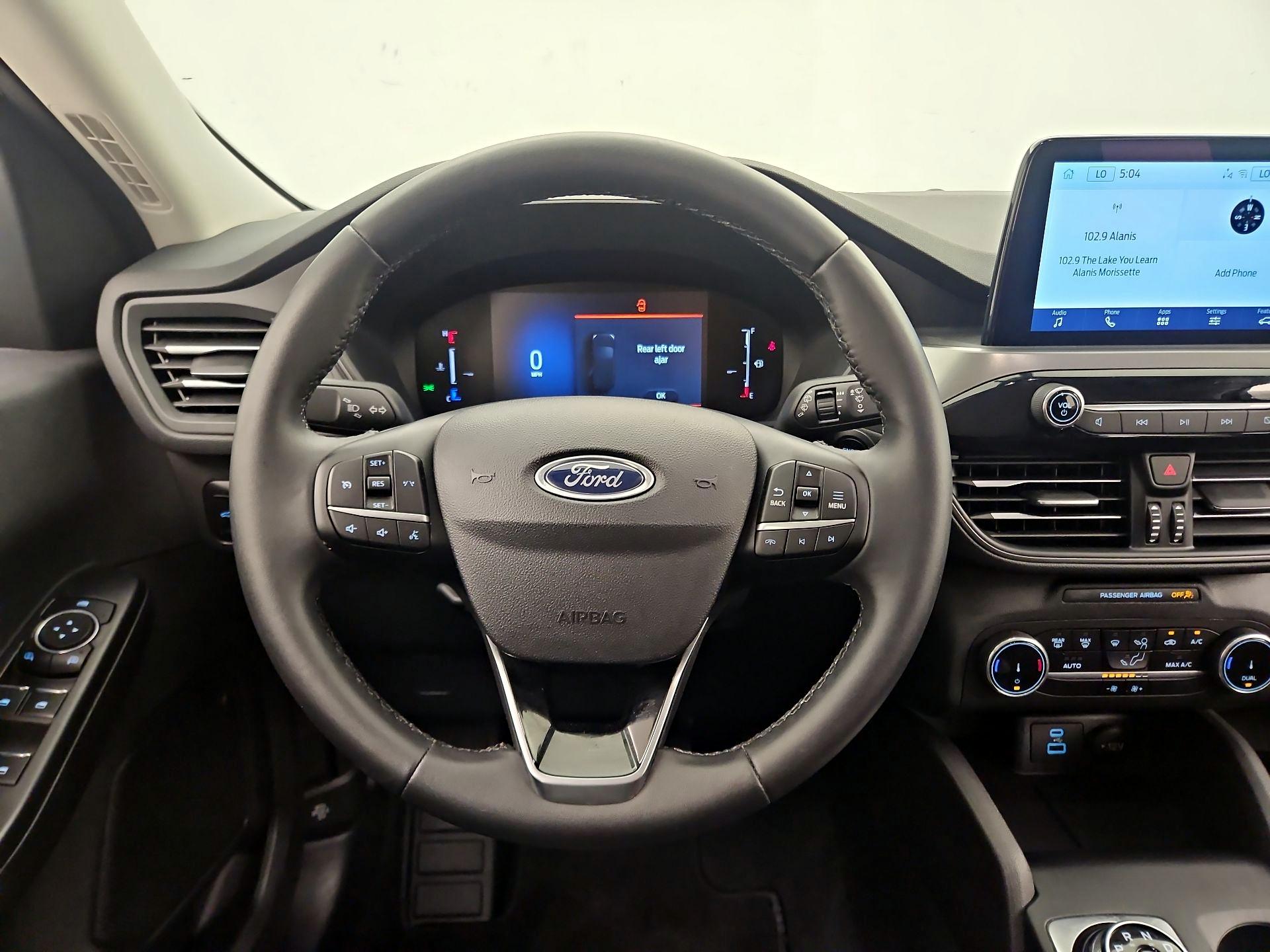 Thumbnail: 2023 Ford Escape - 10