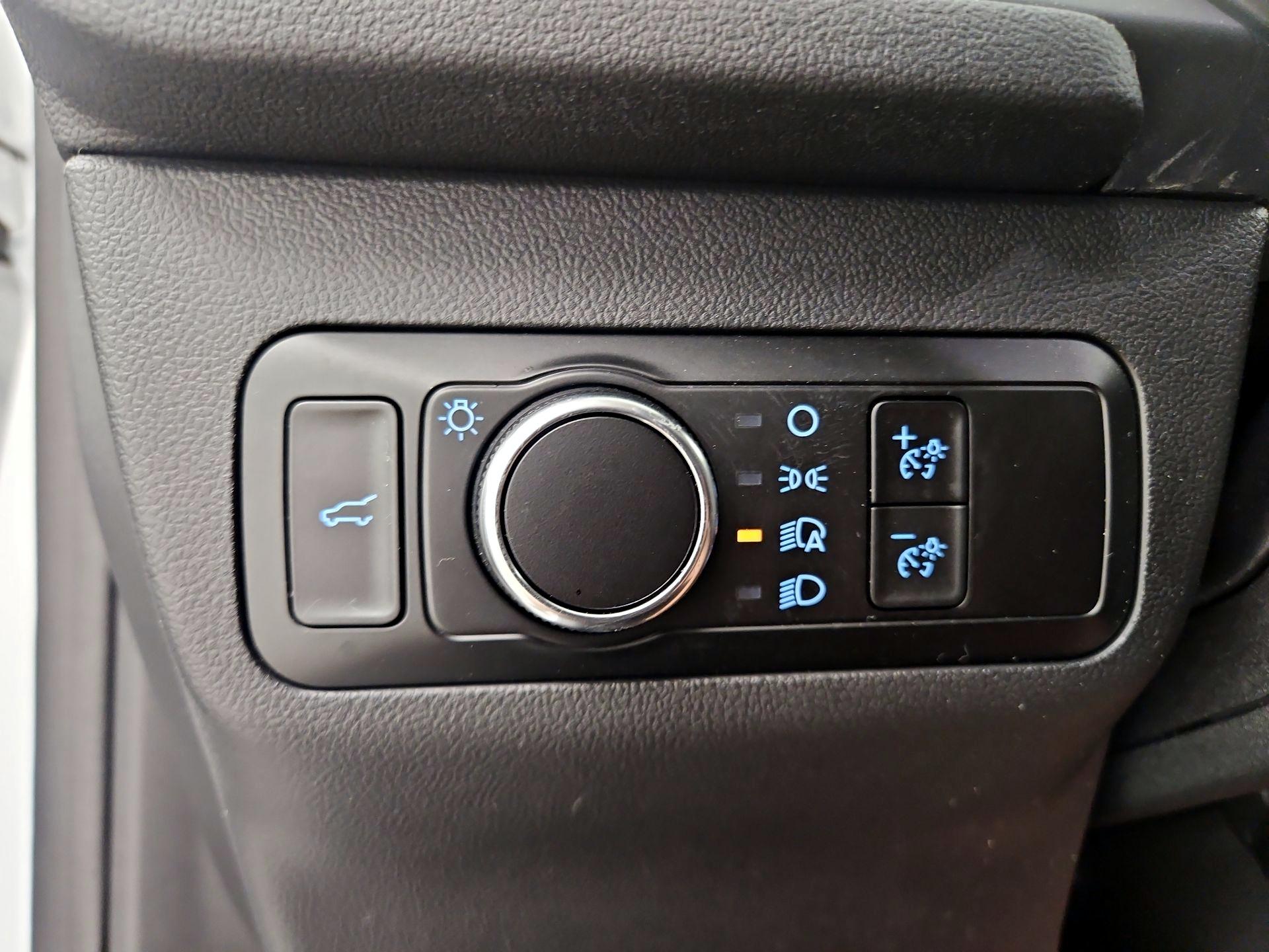 Thumbnail: 2023 Ford Escape - 13