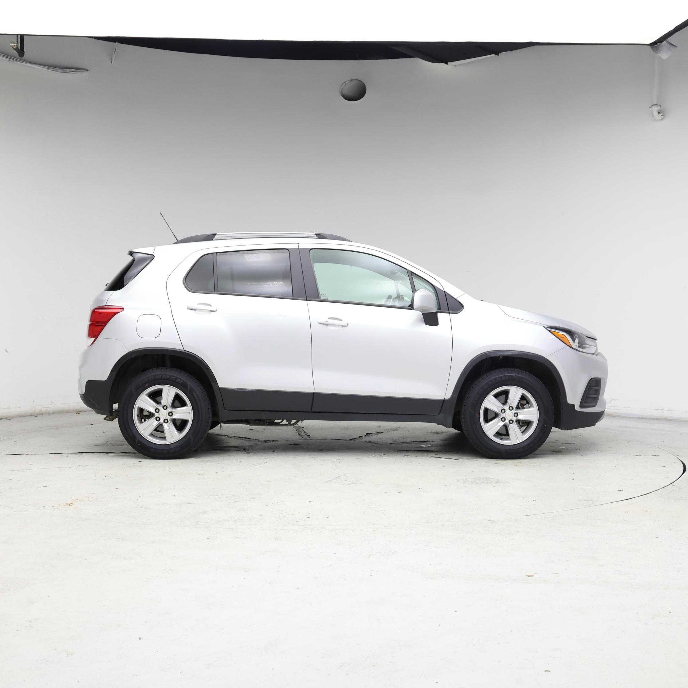 Thumbnail: 2022 Chevrolet Trax - 7