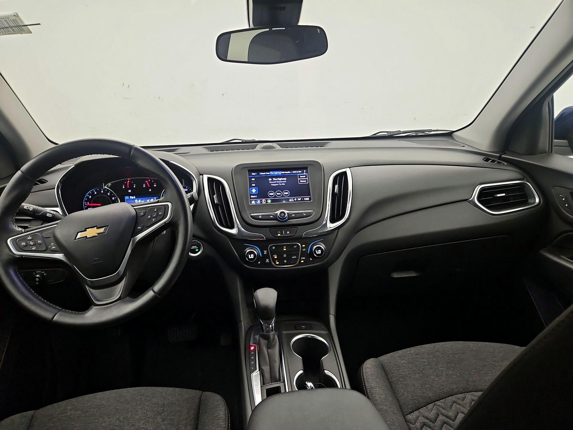 Thumbnail: 2022 Chevrolet Equinox - 9