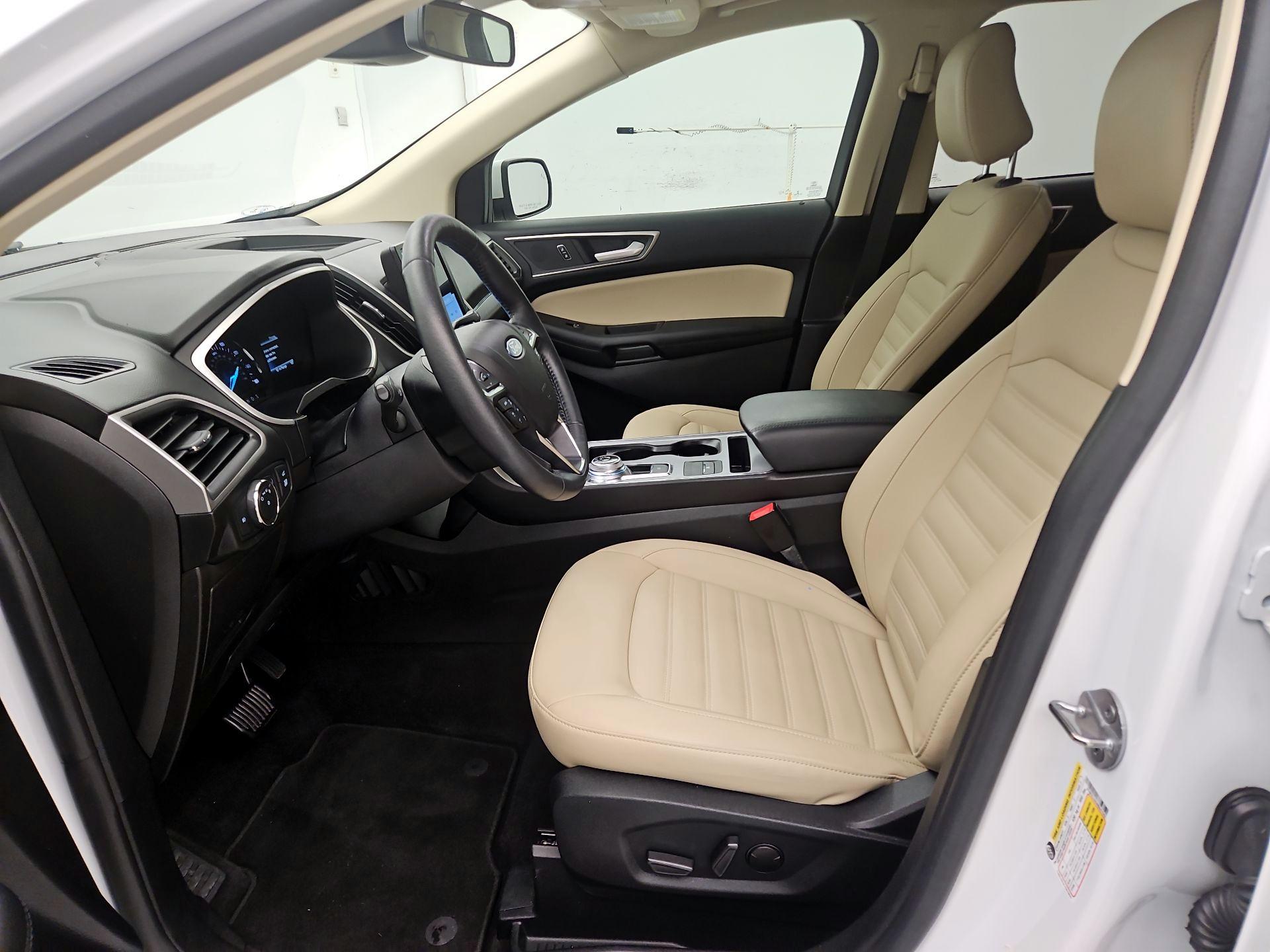 Thumbnail: 2021 Ford Edge - 11