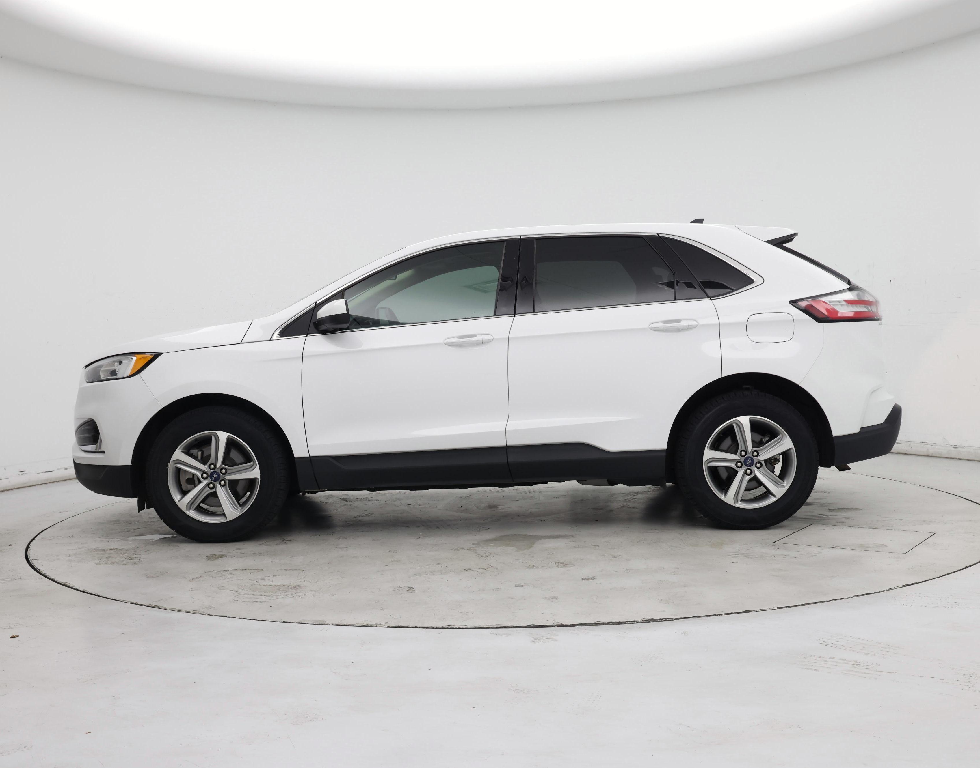 Thumbnail: 2021 Ford Edge - 3