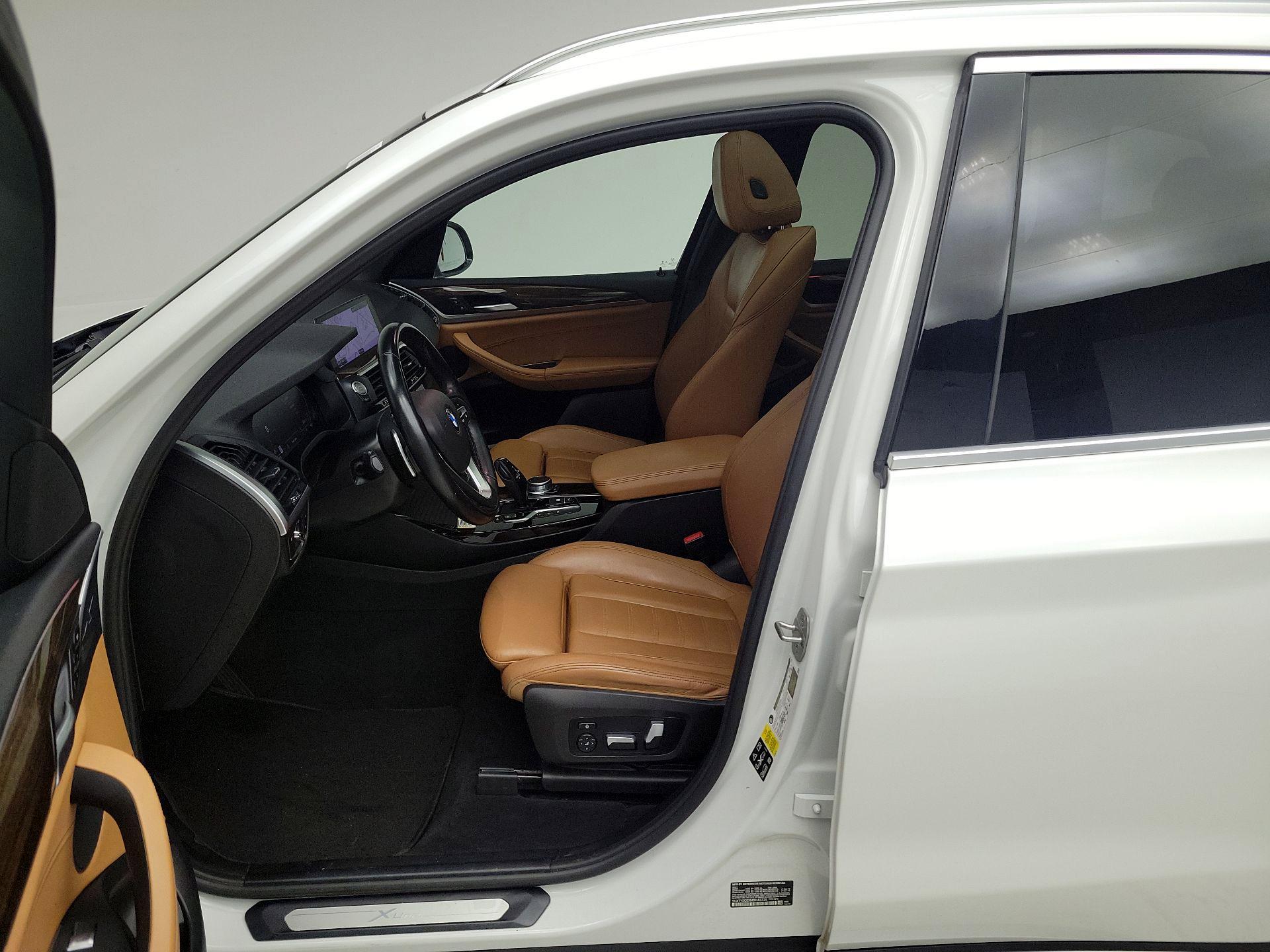 Thumbnail: 2021 BMW X3 - 11