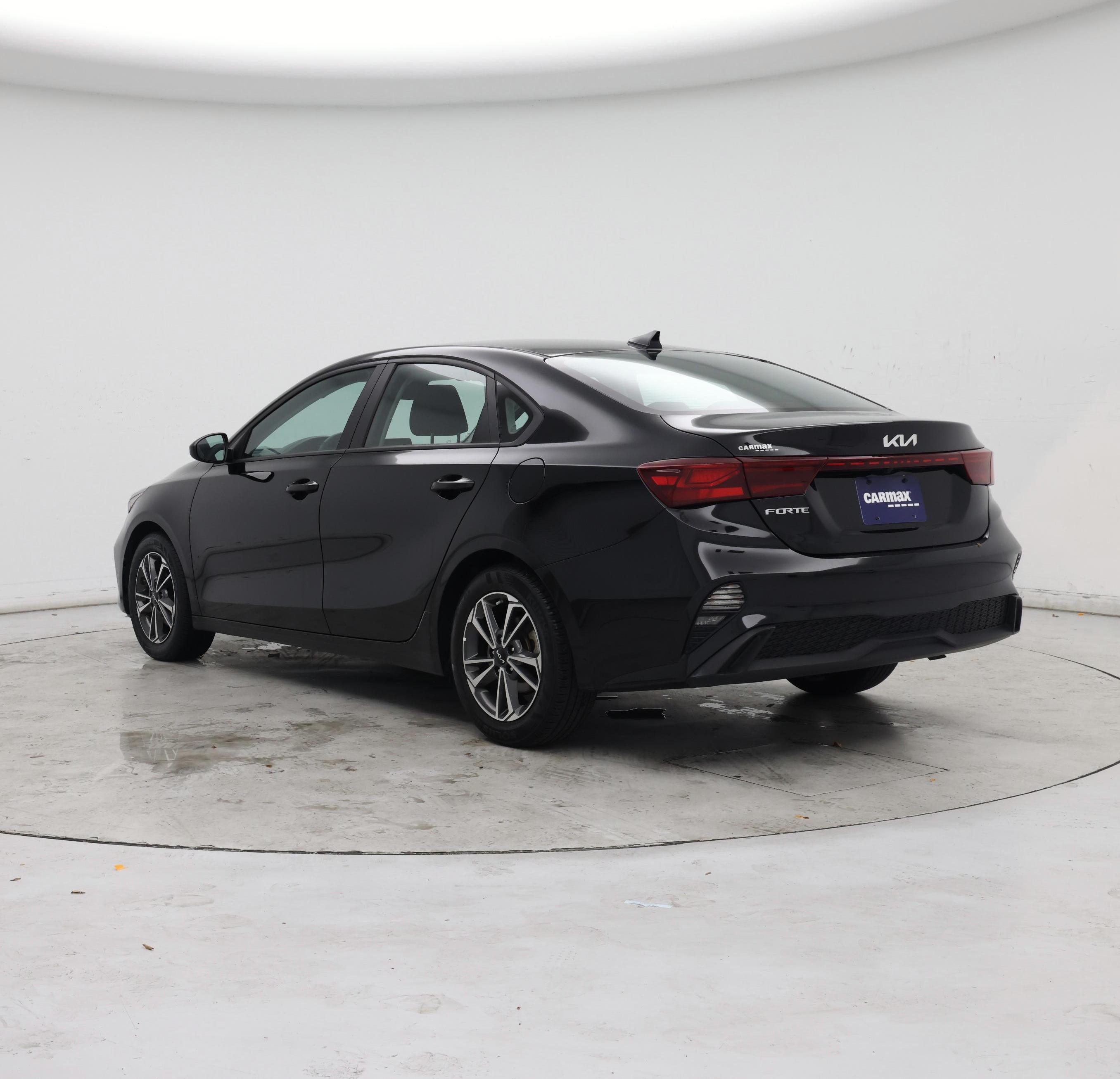 Thumbnail: 2023 Kia Forte - 2