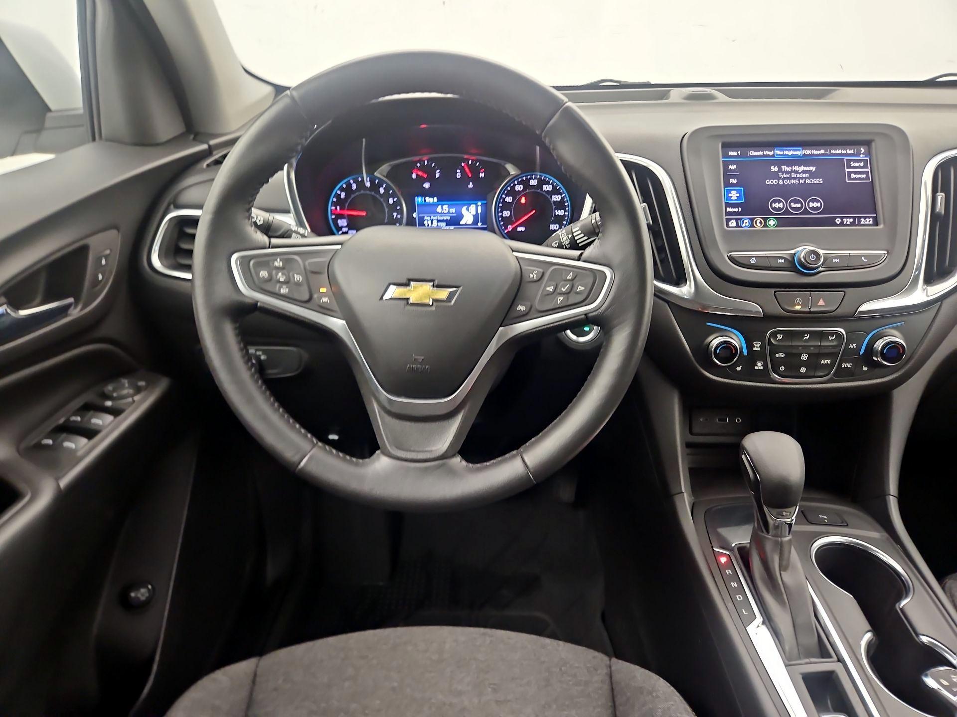 Thumbnail: 2022 Chevrolet Equinox - 10