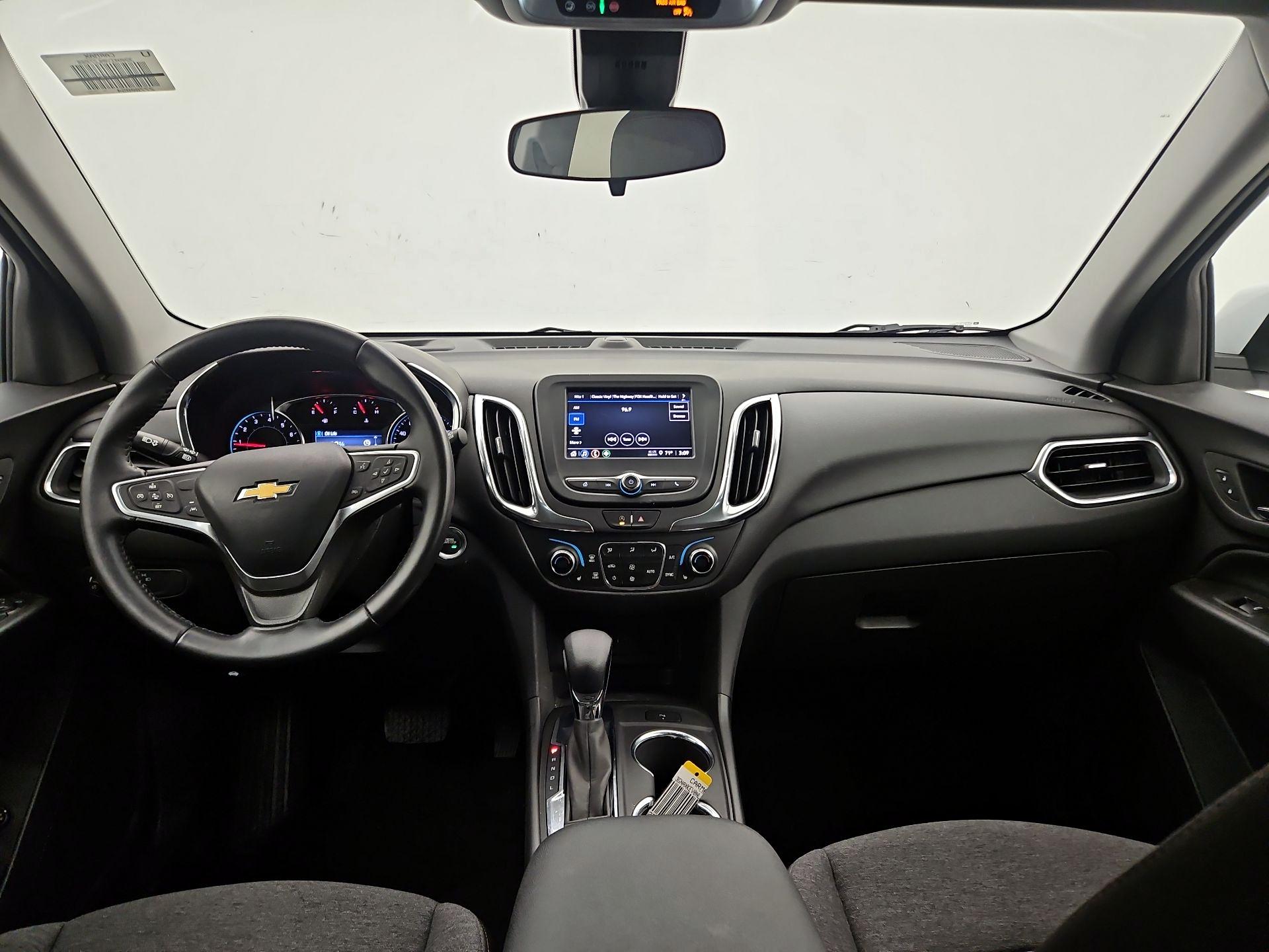 Thumbnail: 2022 Chevrolet Equinox - 9