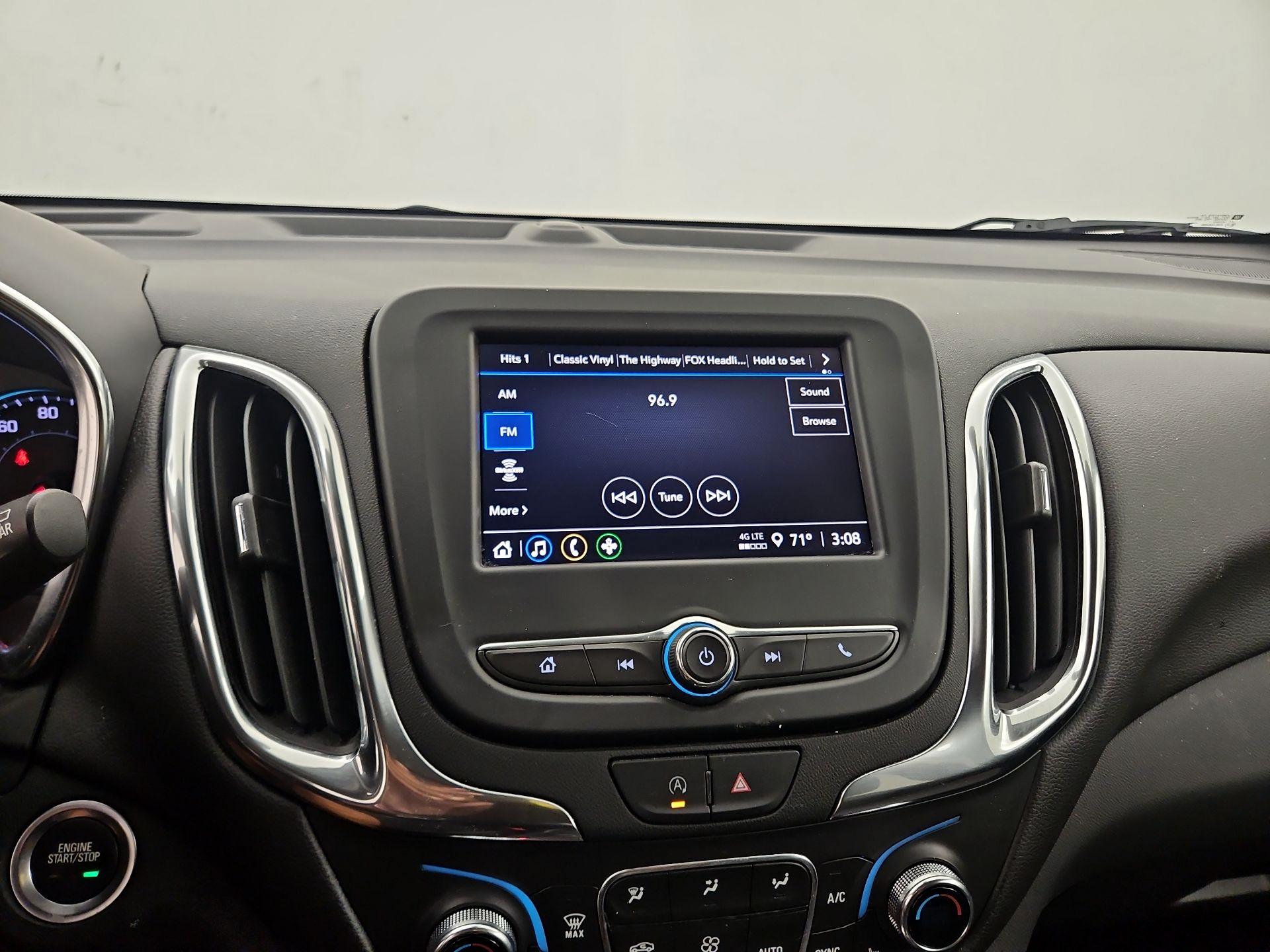 Thumbnail: 2022 Chevrolet Equinox - 15