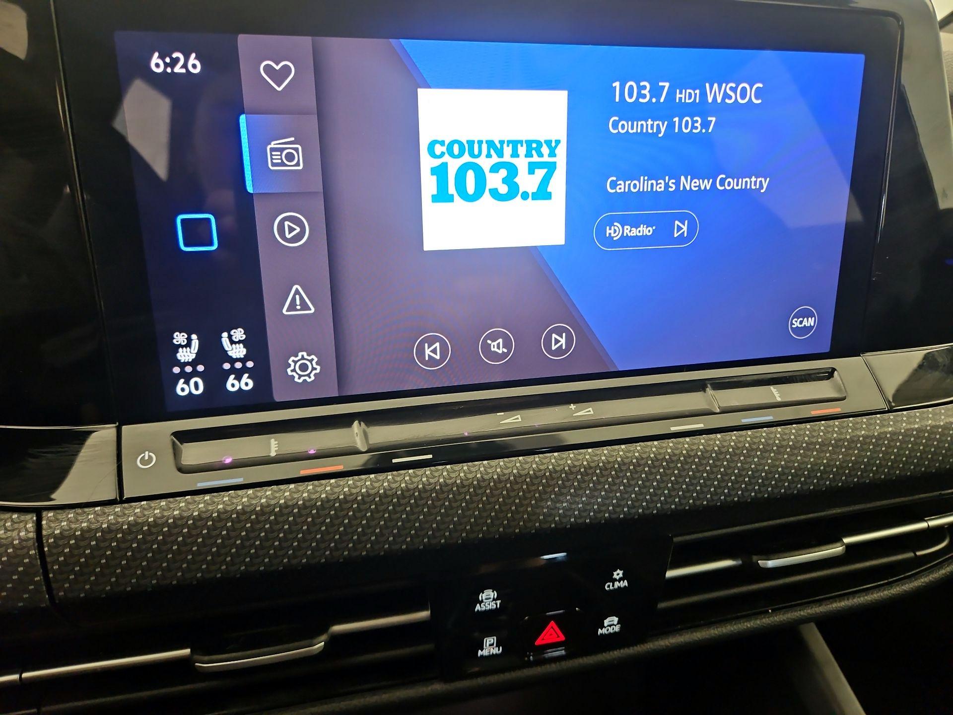 Thumbnail: 2022 Volkswagen Golf - 16