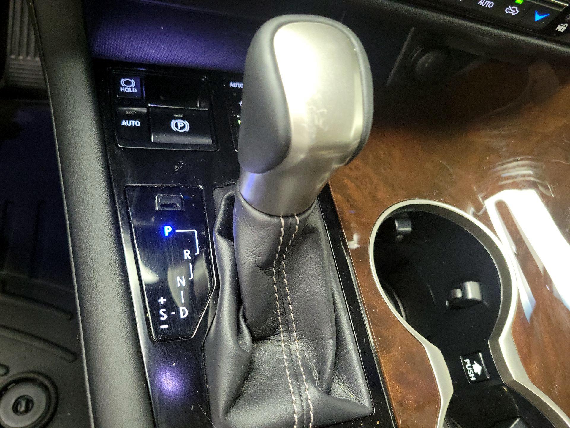 Thumbnail: 2016 Lexus RX - 17