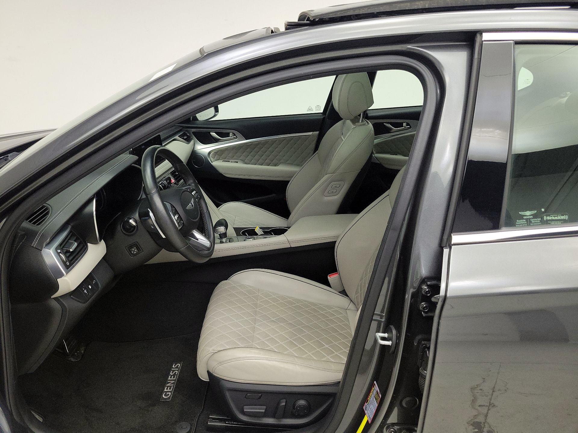 Thumbnail: 2022 Genesis G70 - 11