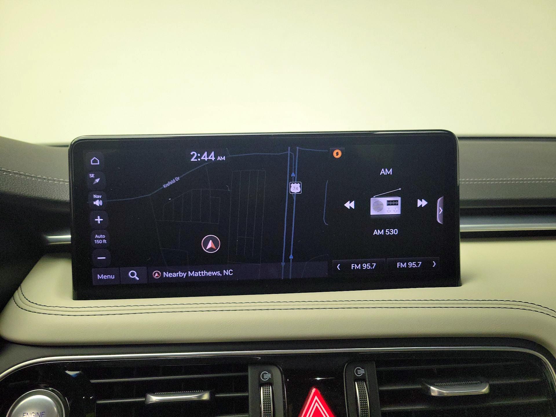 Thumbnail: 2022 Genesis G70 - 14