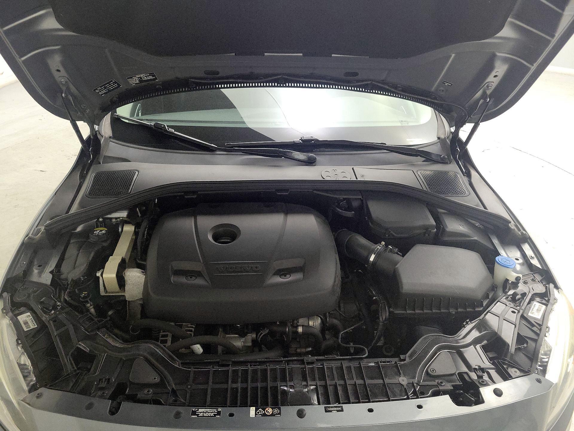Thumbnail: 2017 Volvo S60 - 20