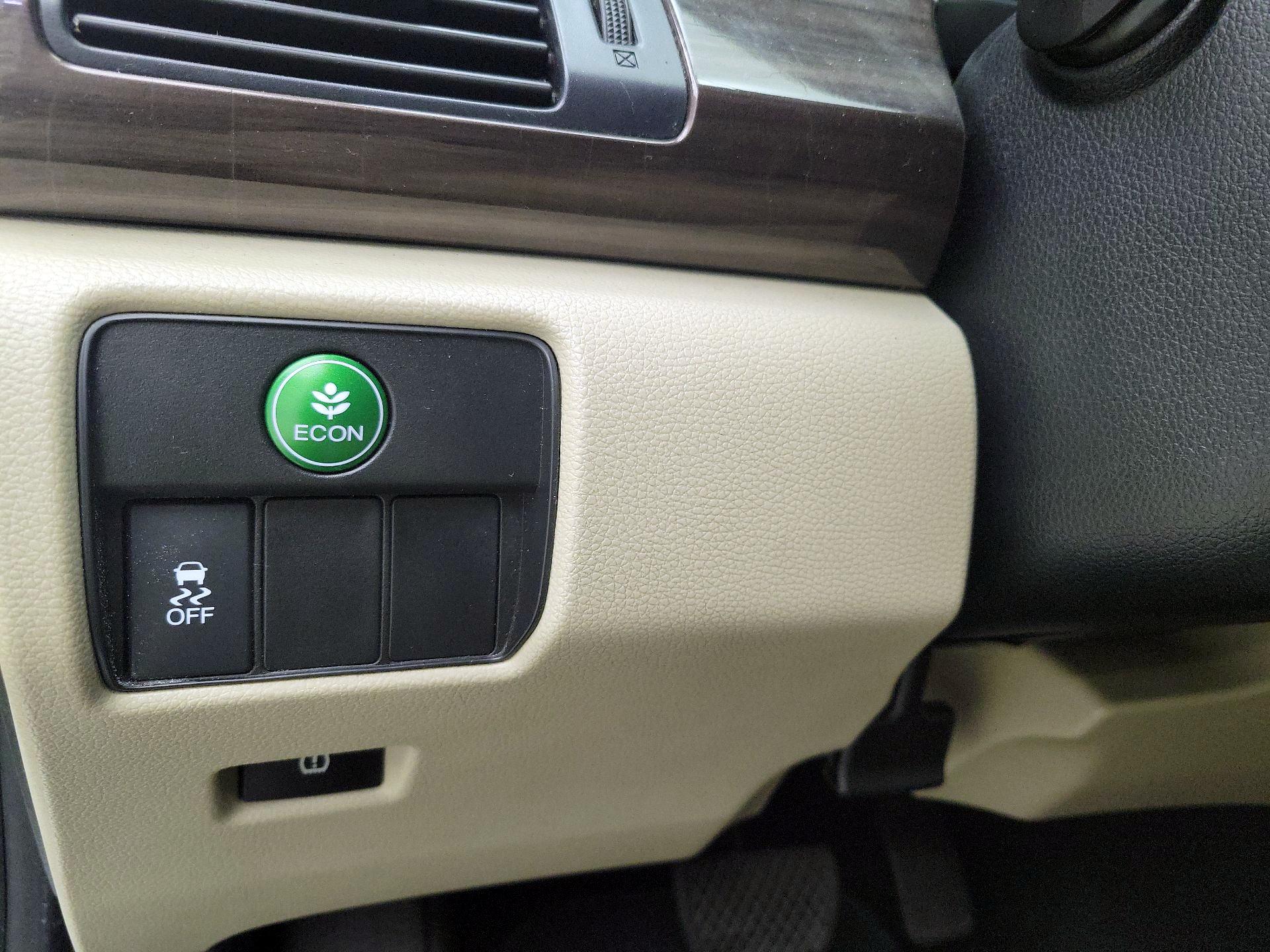 Thumbnail: 2017 Honda Accord - 13