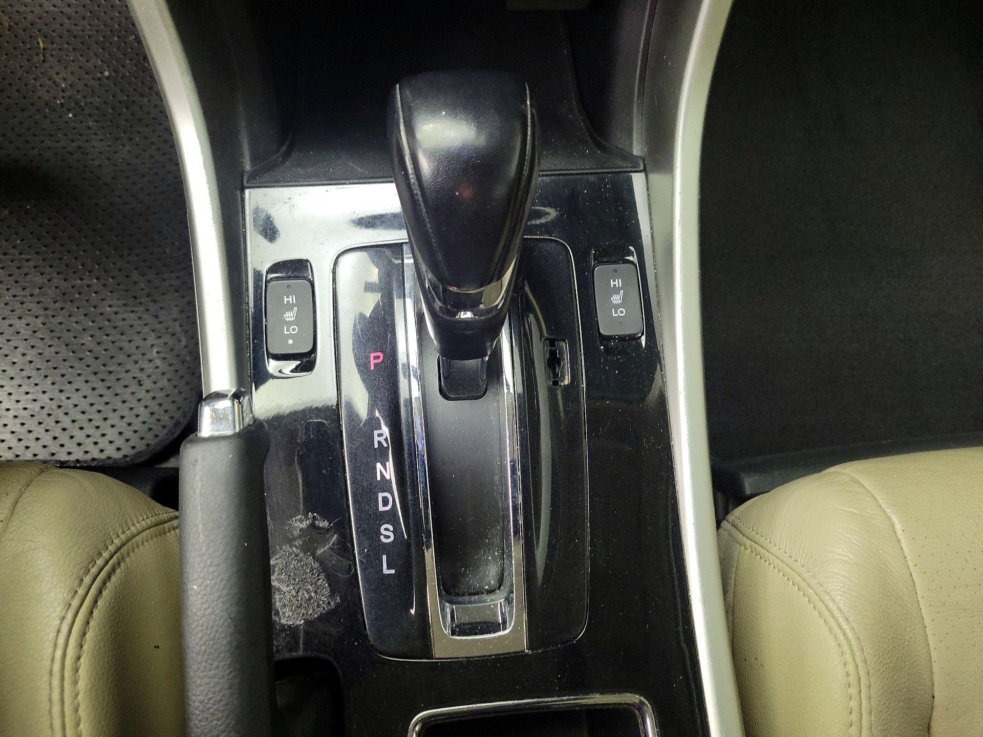 Thumbnail: 2017 Honda Accord - 17