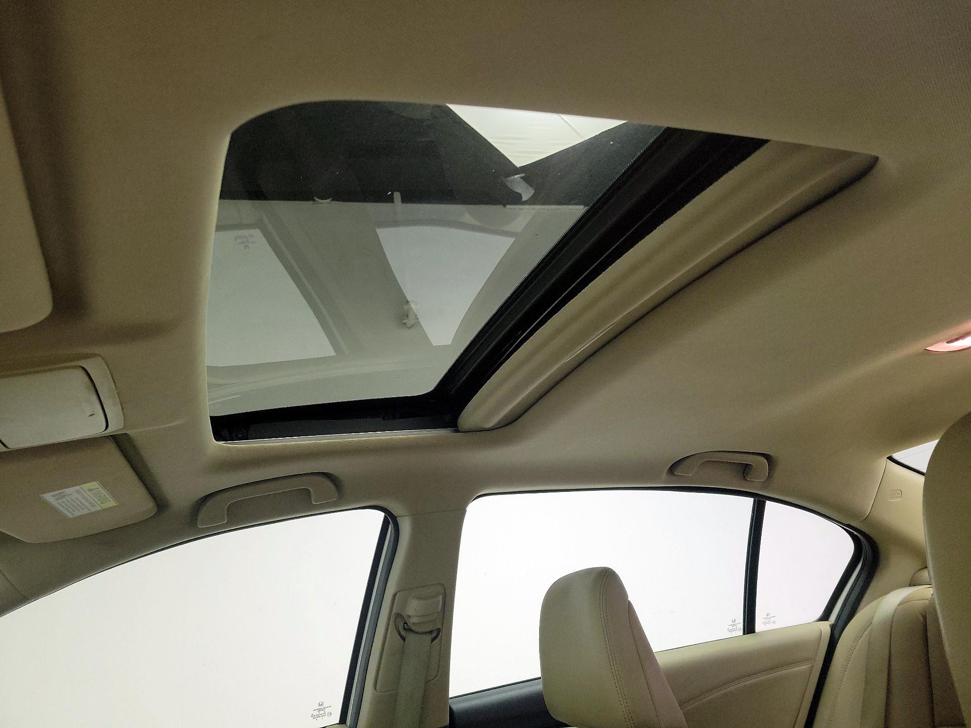 Thumbnail: 2017 Honda Accord - 19