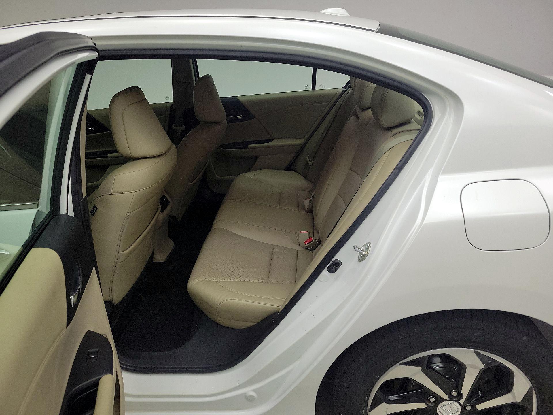 Thumbnail: 2017 Honda Accord - 20