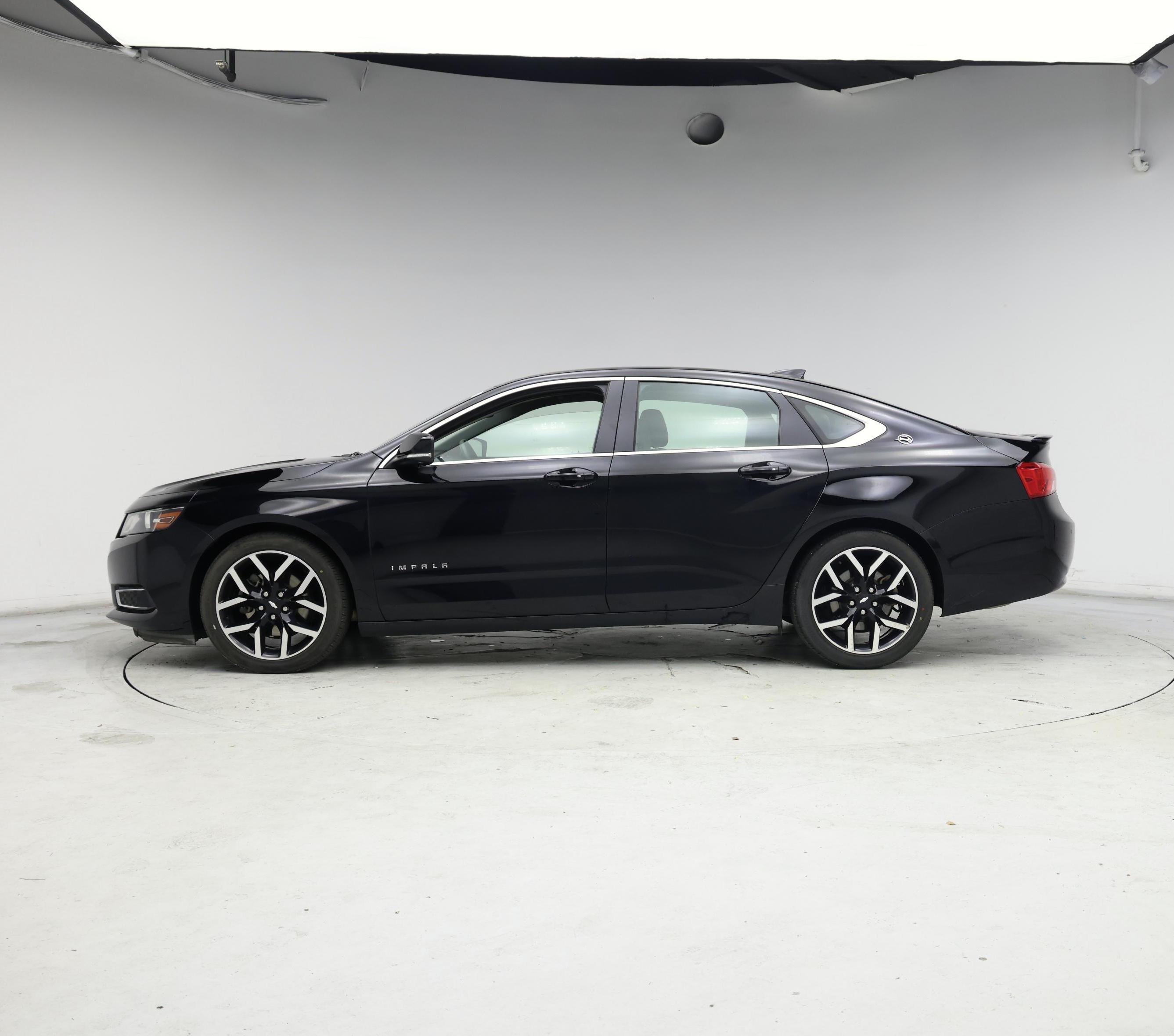 Thumbnail: 2015 Chevrolet Impala - 3