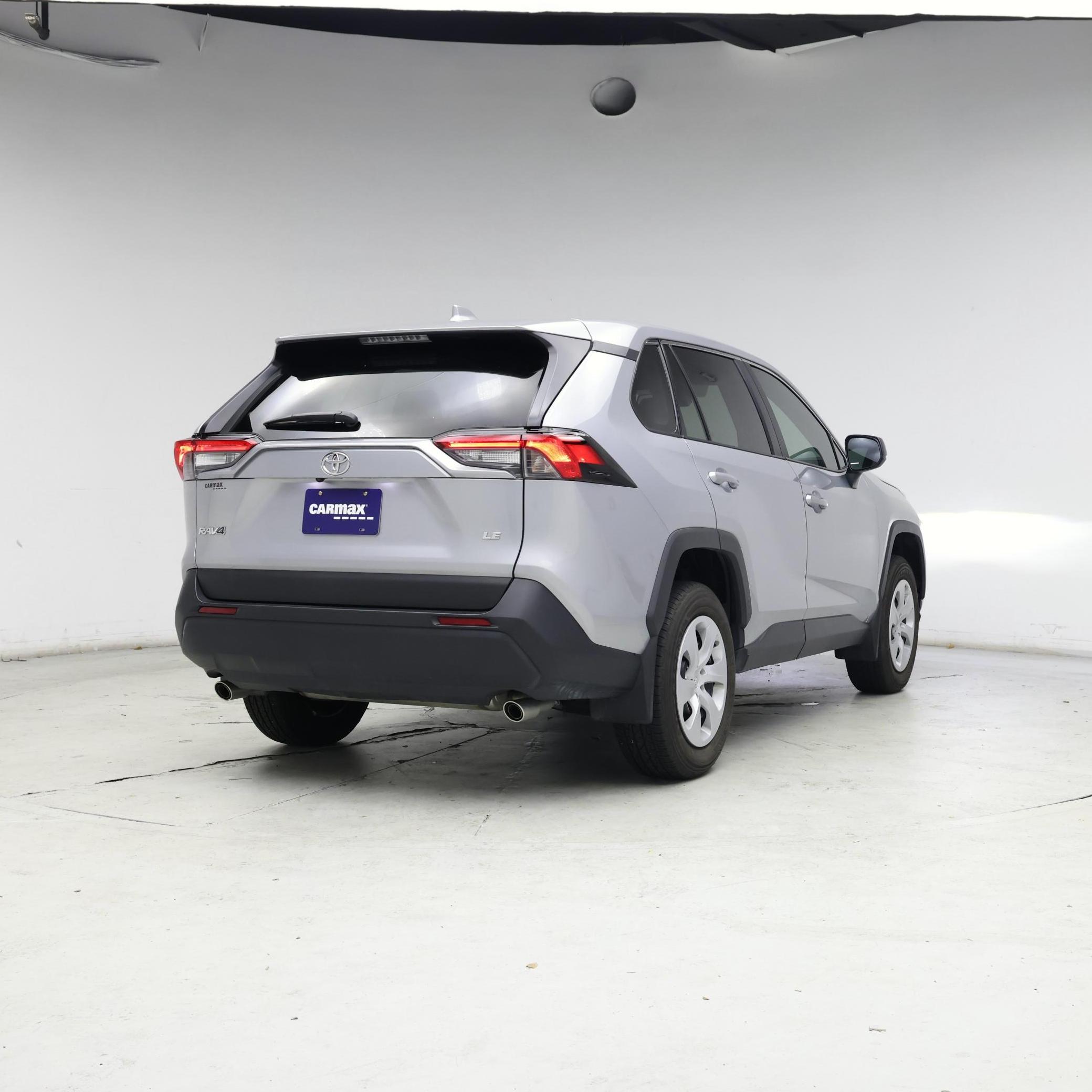 Thumbnail: 2025 Toyota RAV4 - 8
