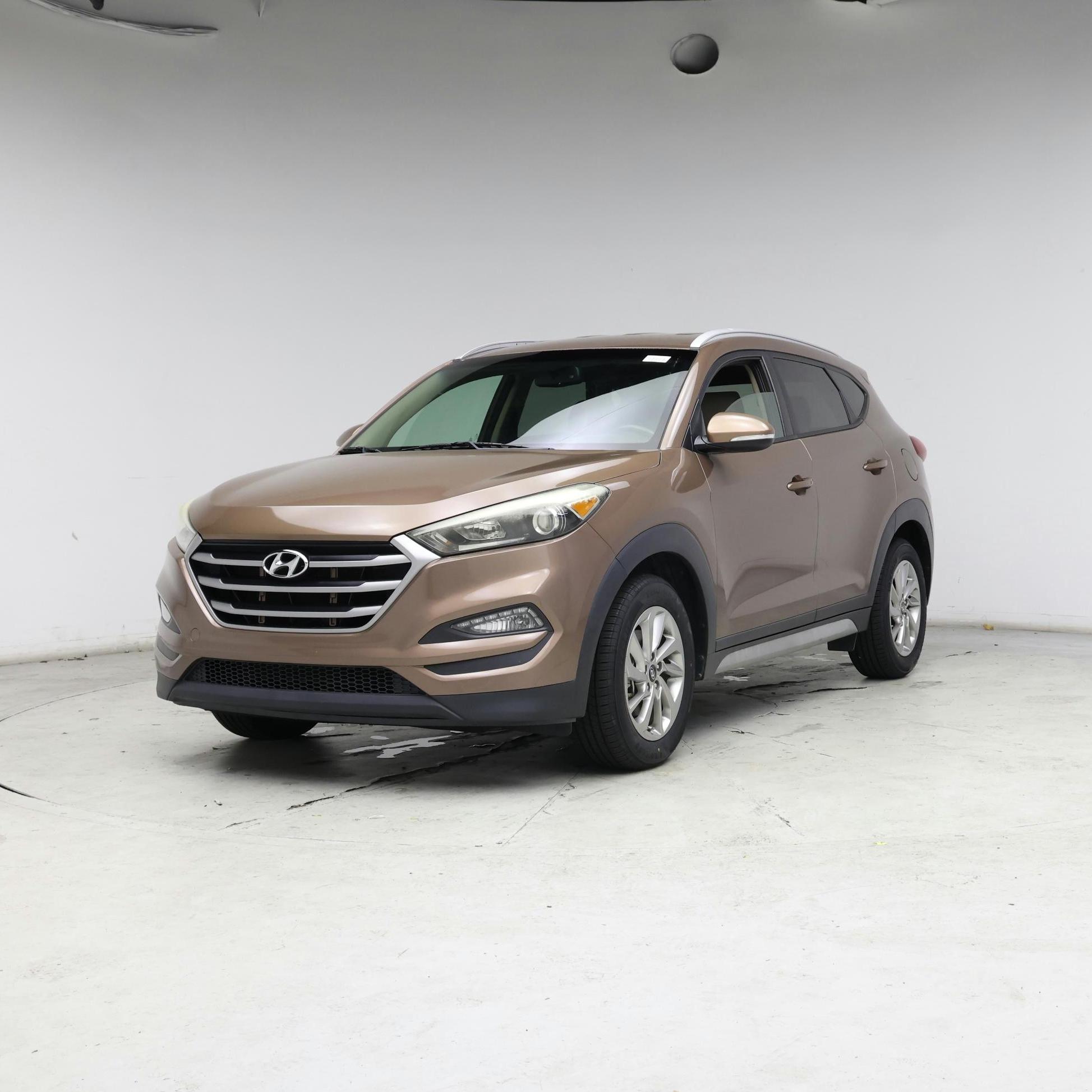 Thumbnail: 2017 Hyundai Tucson - 4