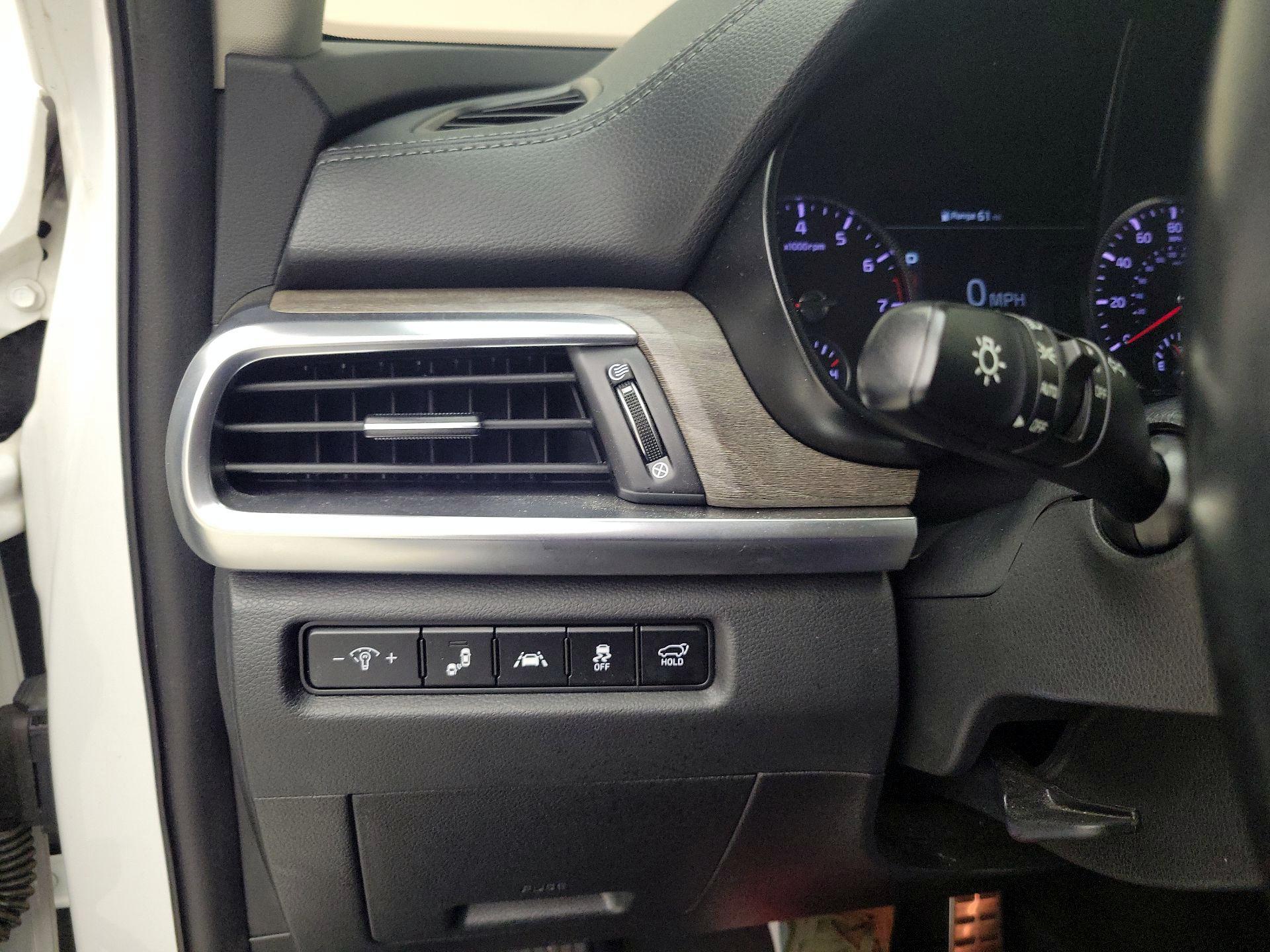 Thumbnail: 2020 Kia Telluride - 13