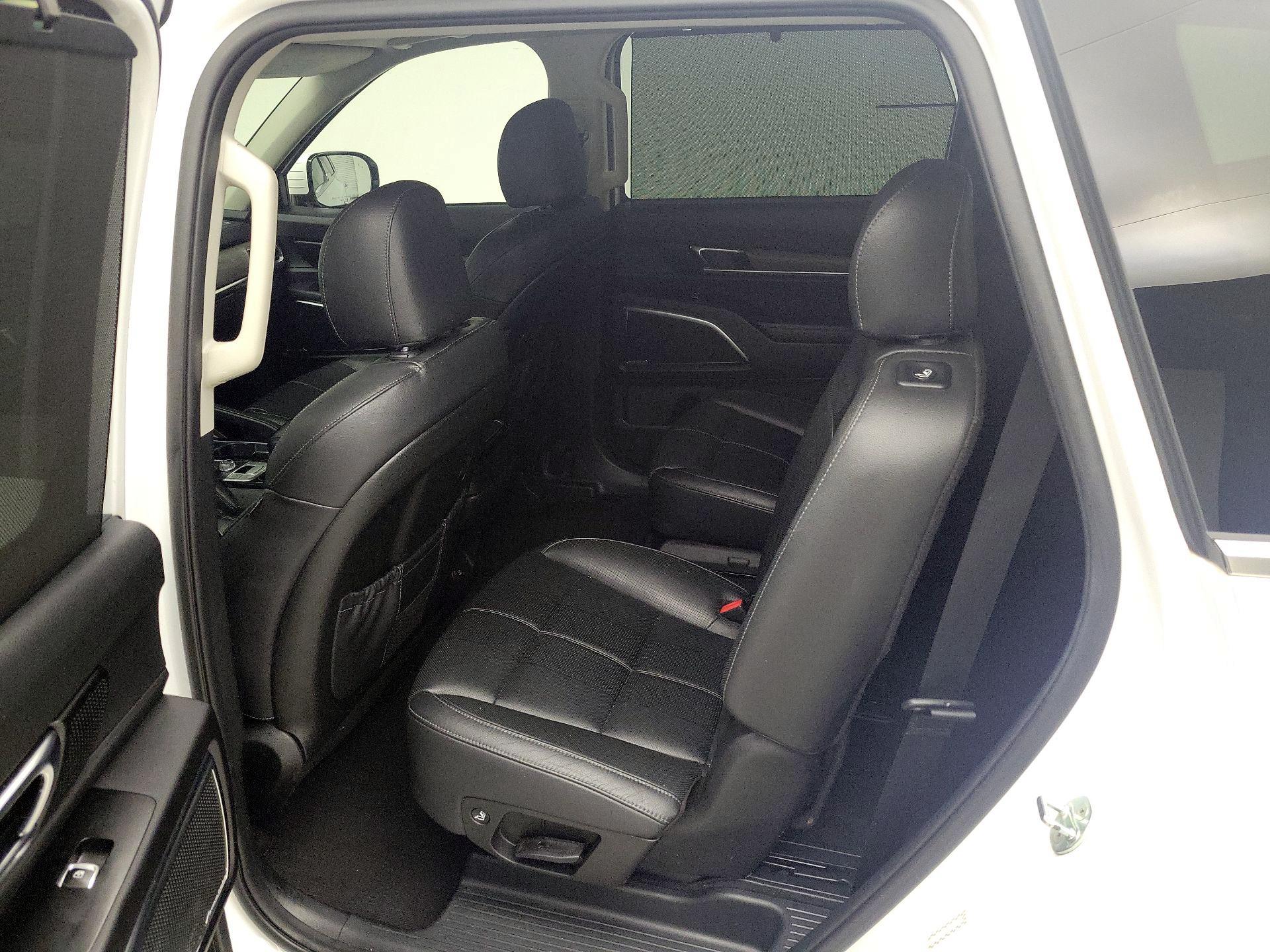 Thumbnail: 2020 Kia Telluride - 19