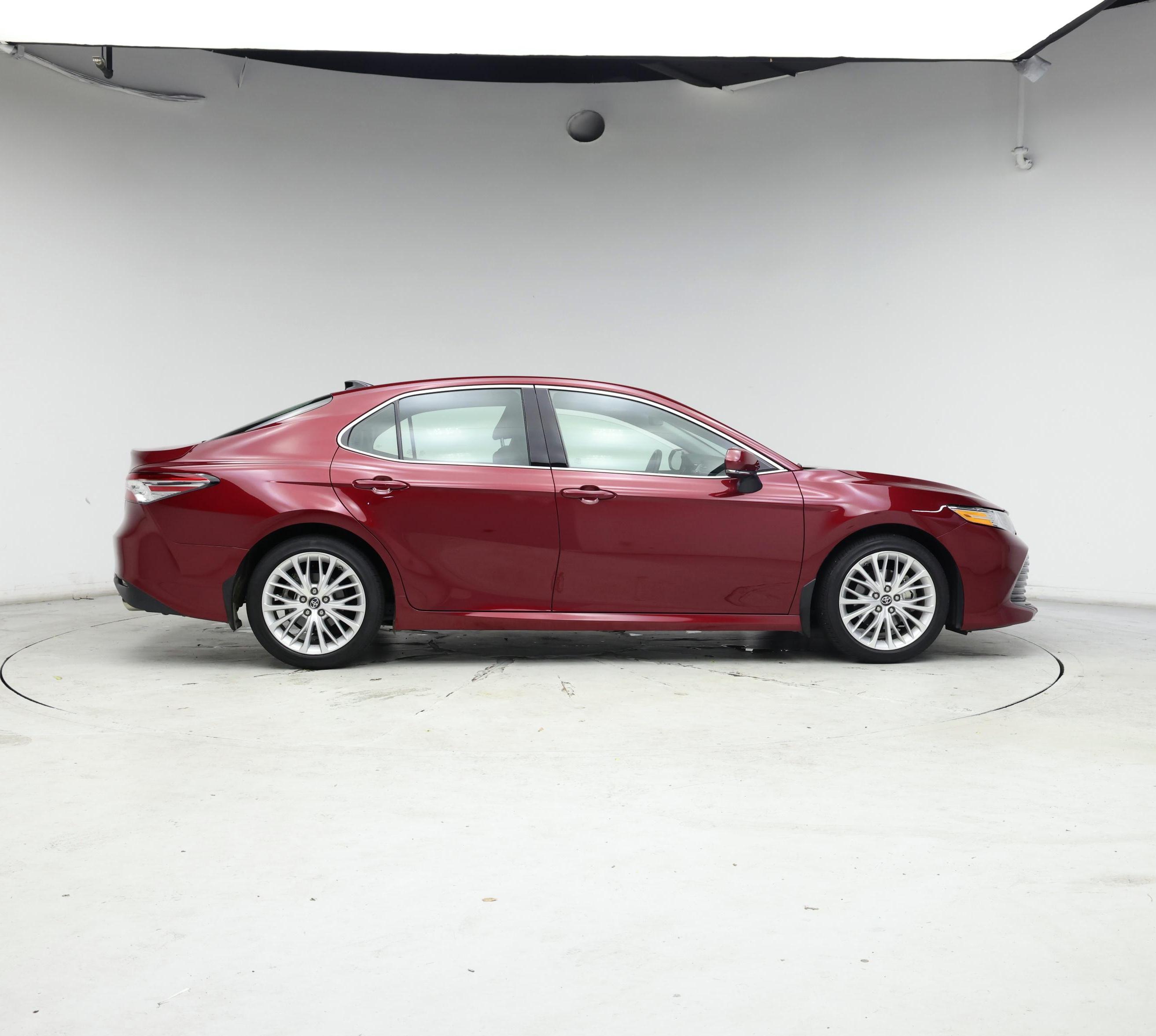 Thumbnail: 2019 Toyota Camry - 7