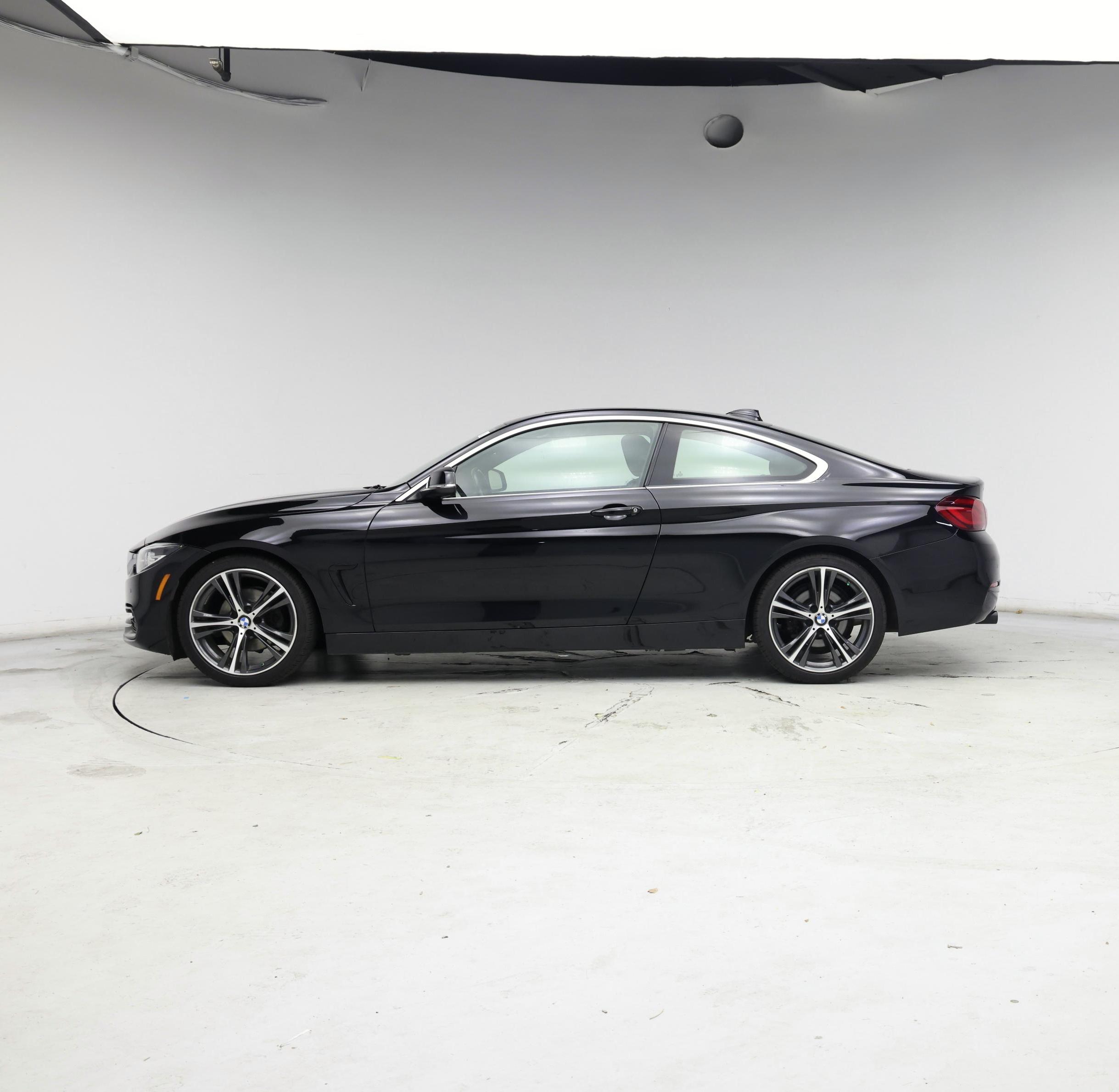 Thumbnail: 2020 BMW 4 Series - 3
