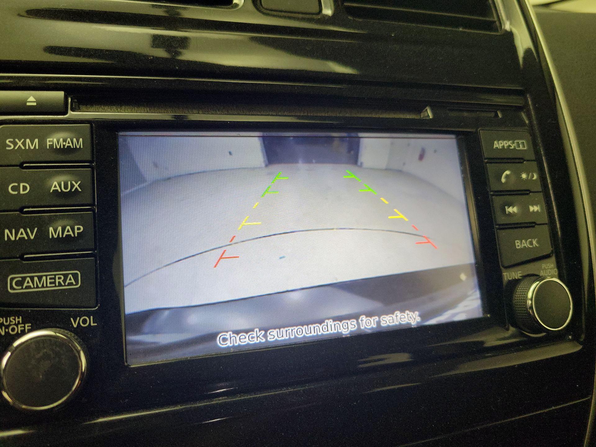 Thumbnail: 2016 Nissan Versa Note - 14