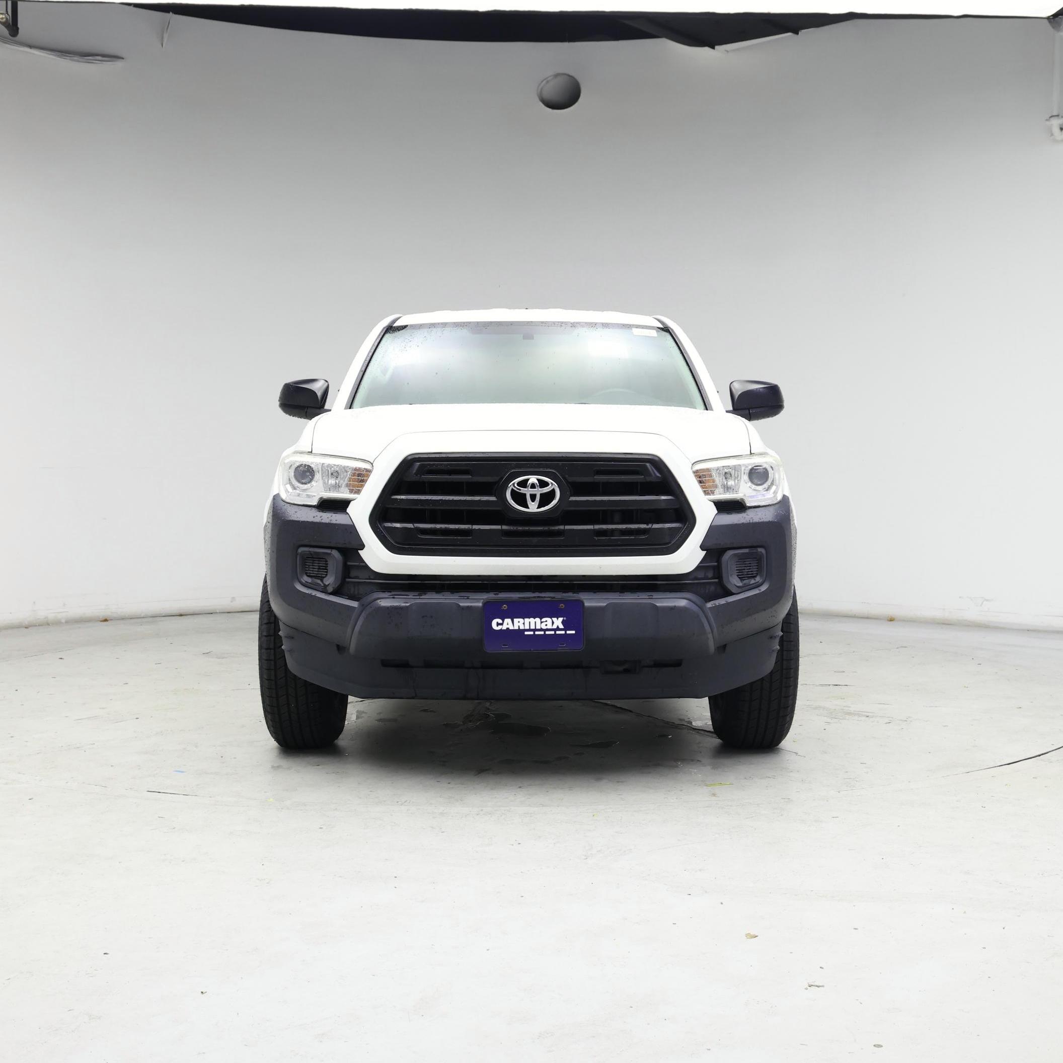 Thumbnail: 2017 Toyota Tacoma - 5