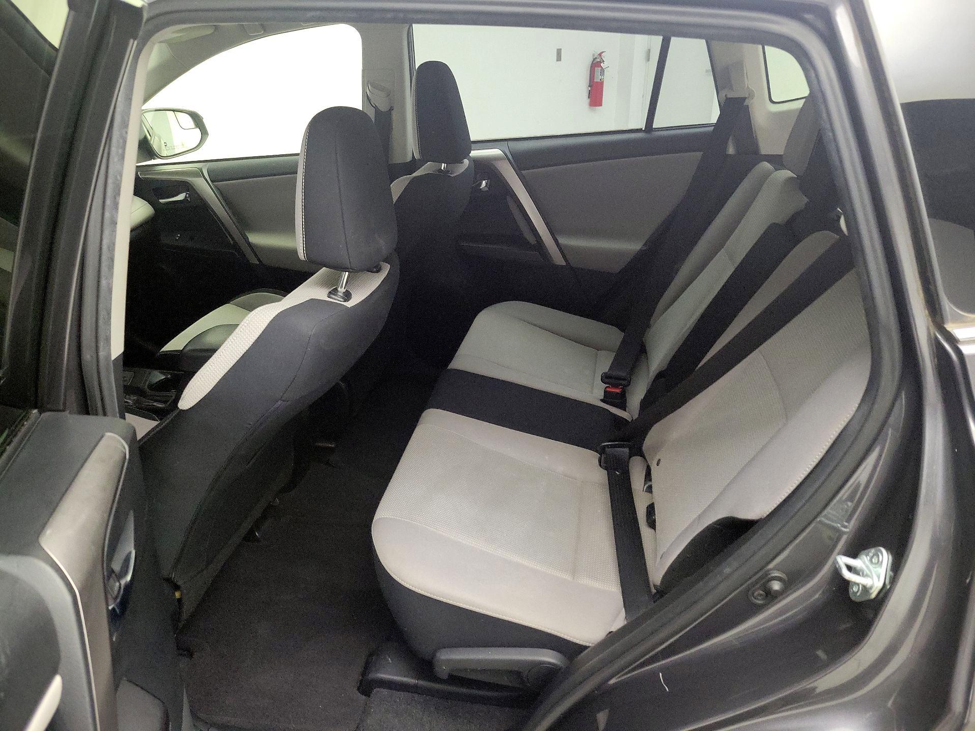 Thumbnail: 2017 Toyota RAV4 - 19
