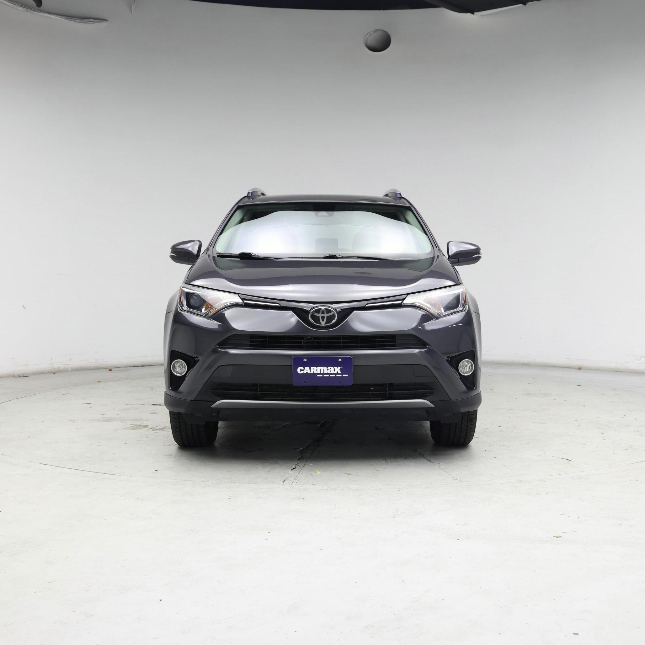 Thumbnail: 2017 Toyota RAV4 - 5