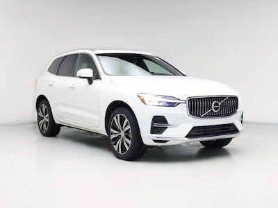 White 2023 Volvo XC60 Recharge PHEV T8 Plus Bright Theme