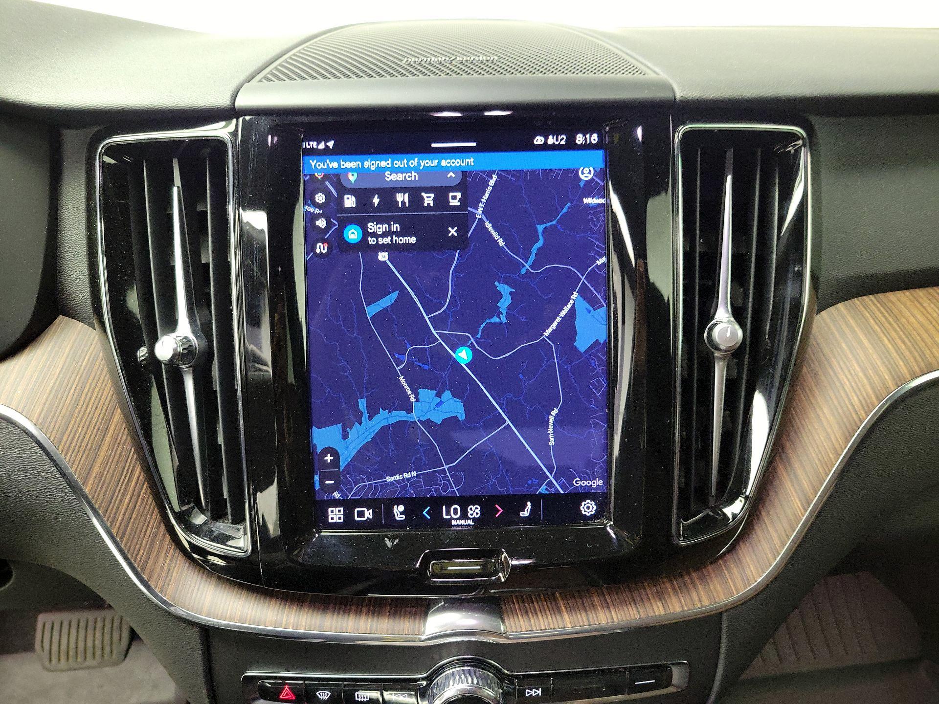 Thumbnail: 2023 Volvo XC60 - 14