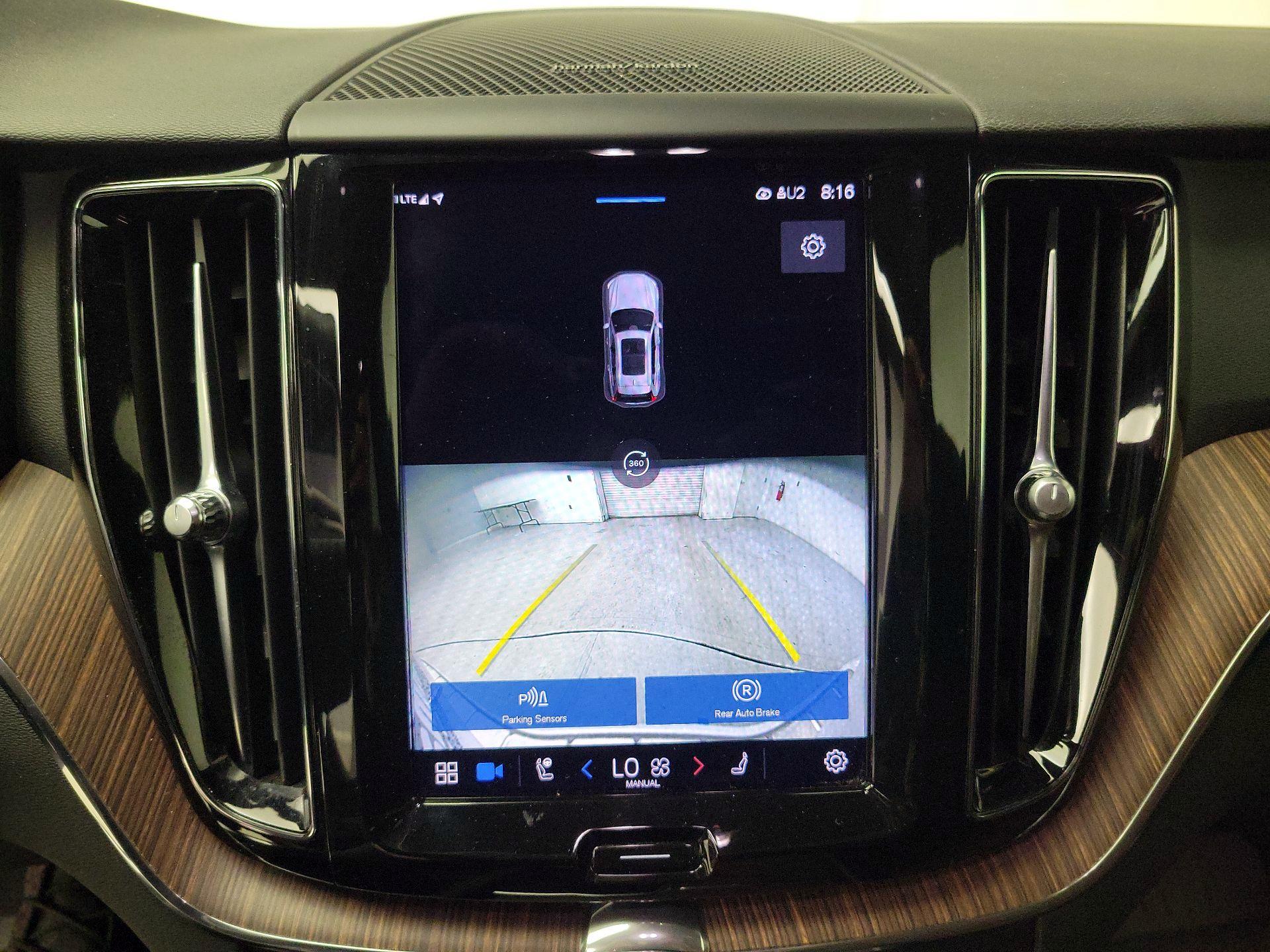 Thumbnail: 2023 Volvo XC60 - 15