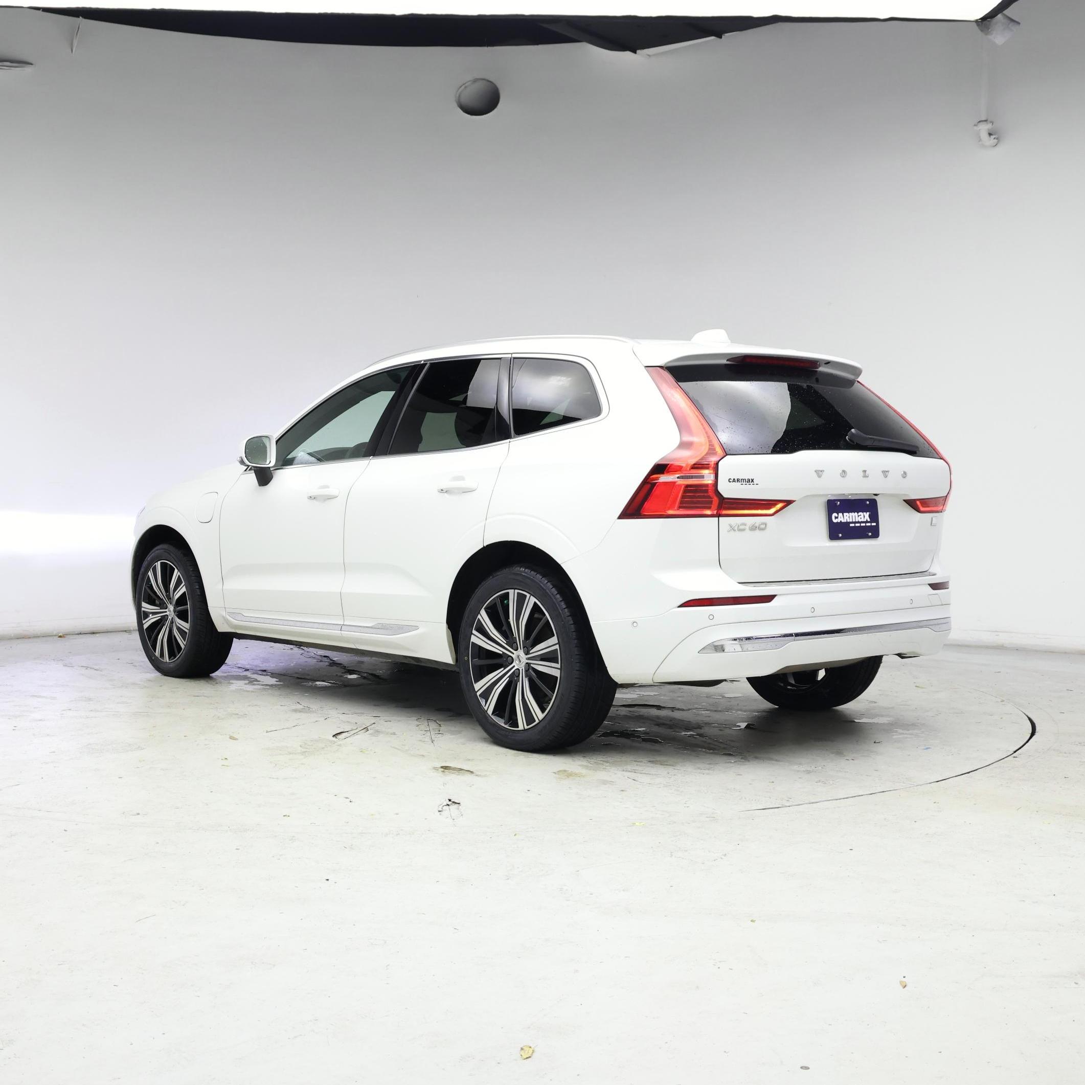 Thumbnail: 2023 Volvo XC60 - 2