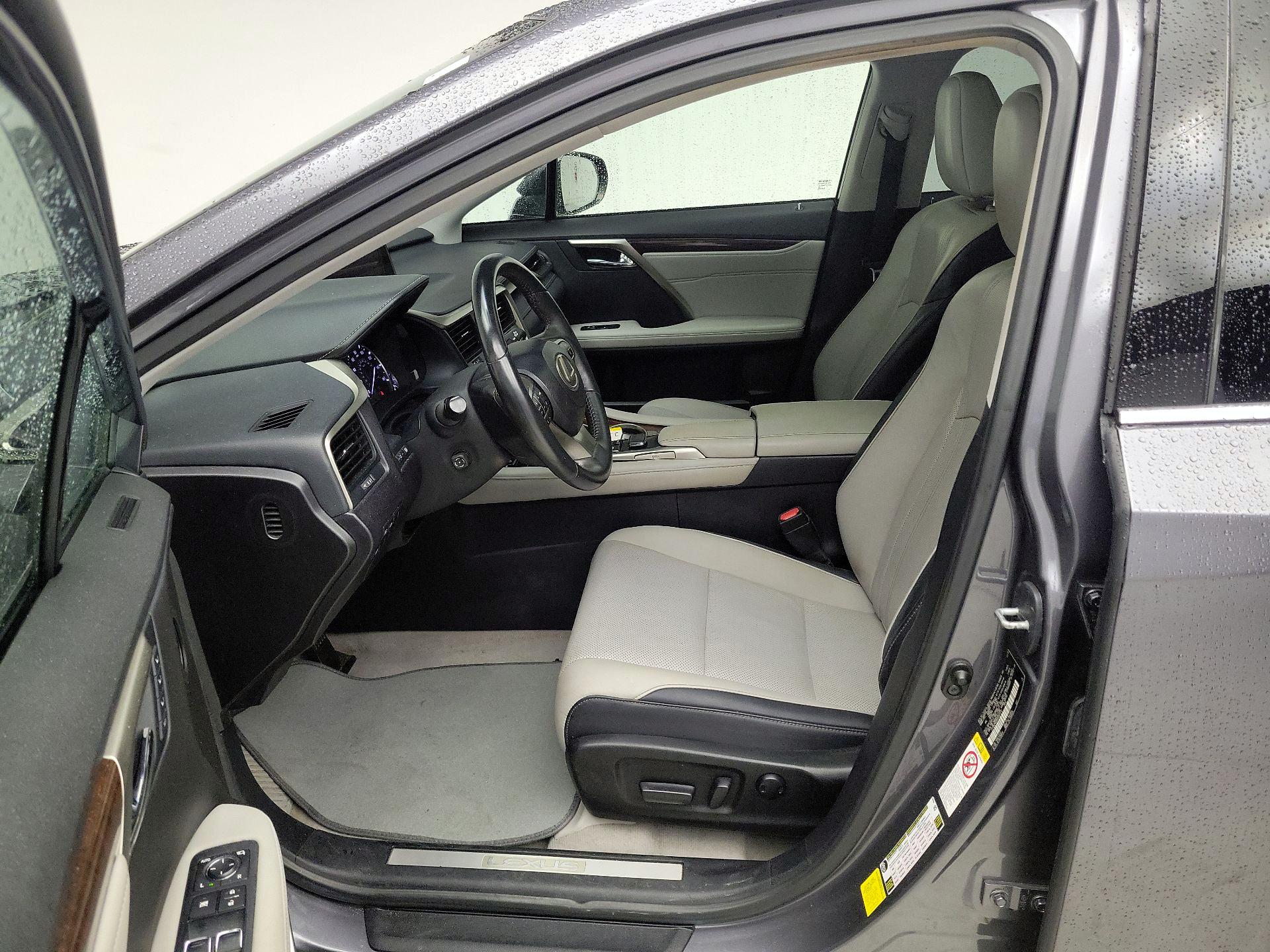Thumbnail: 2016 Lexus RX - 11